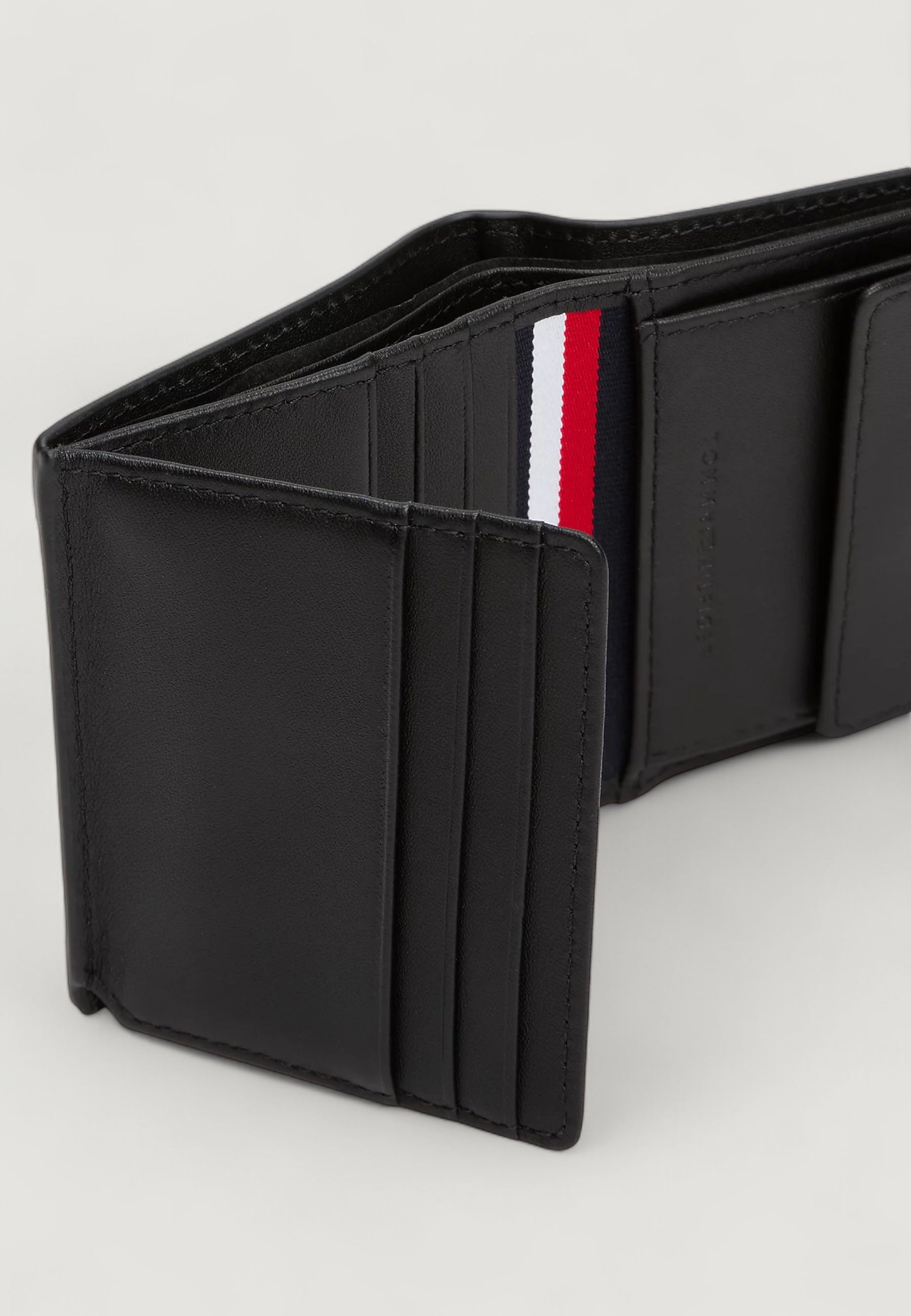 Wallet Tommy Hilfiger TH CENTRAL TRIFOLD