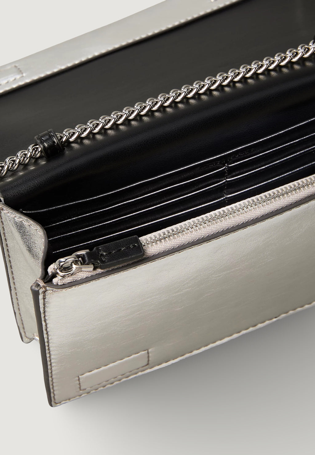 Portafoglio grande Calvin Klein CK METALLIC WALLET ON CHAIN
