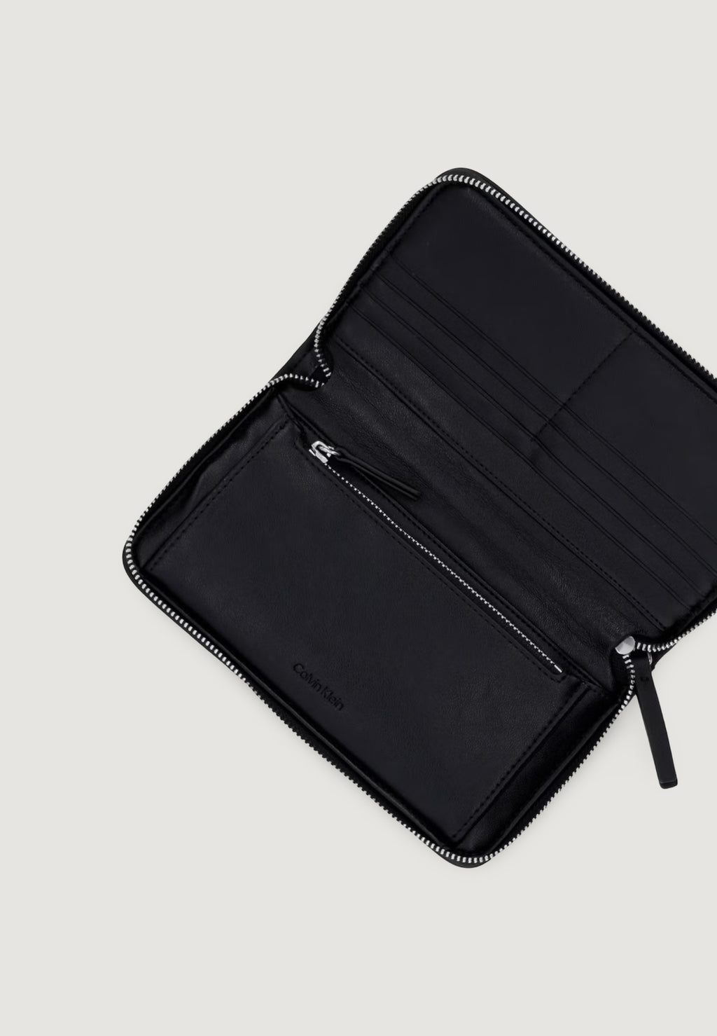Wallet Calvin Klein EMBLEM AOP JCQRD PASSPORT WALLET