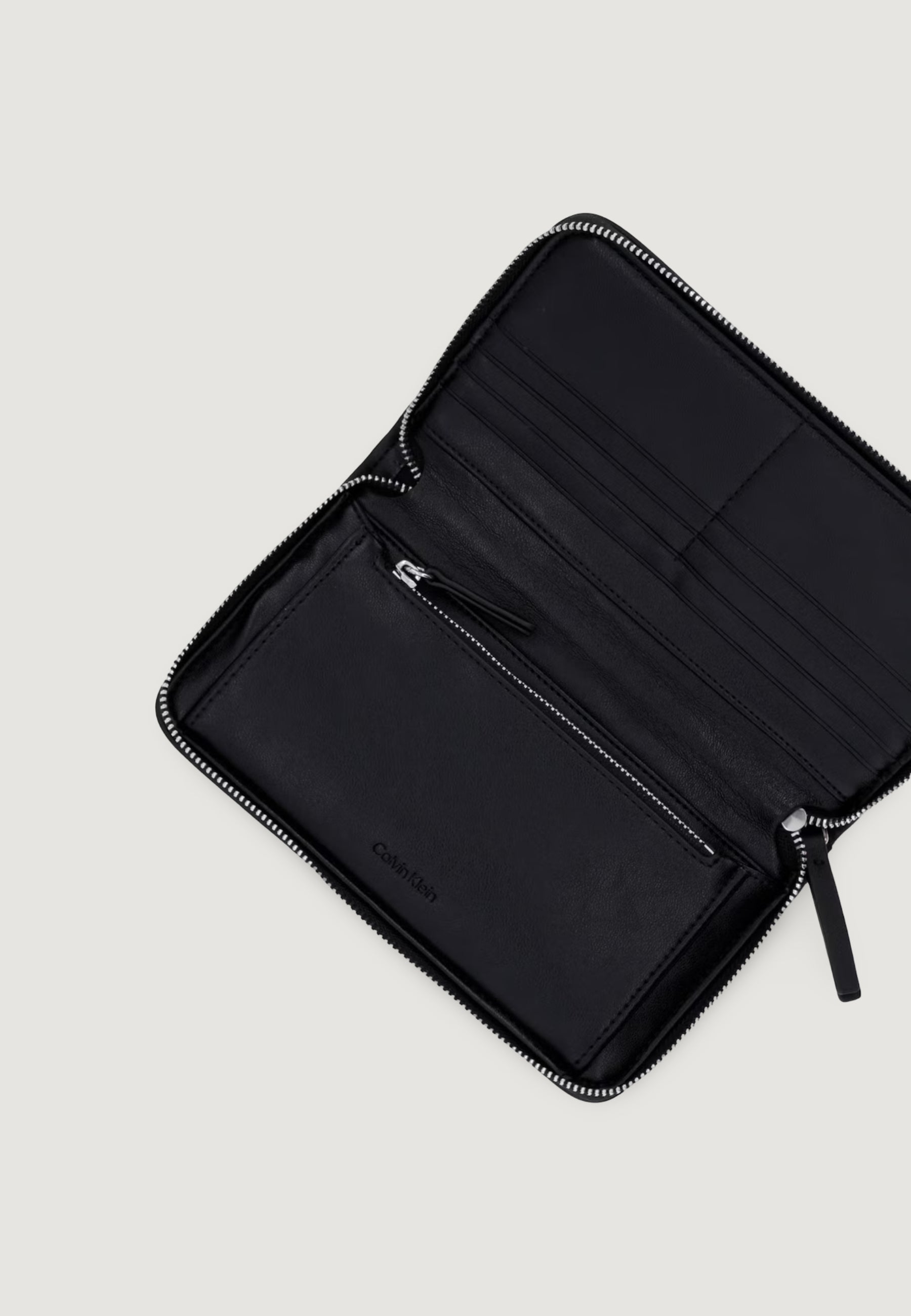 Wallet Calvin Klein EMBLEM AOP JCQRD PASSPORT WALLET