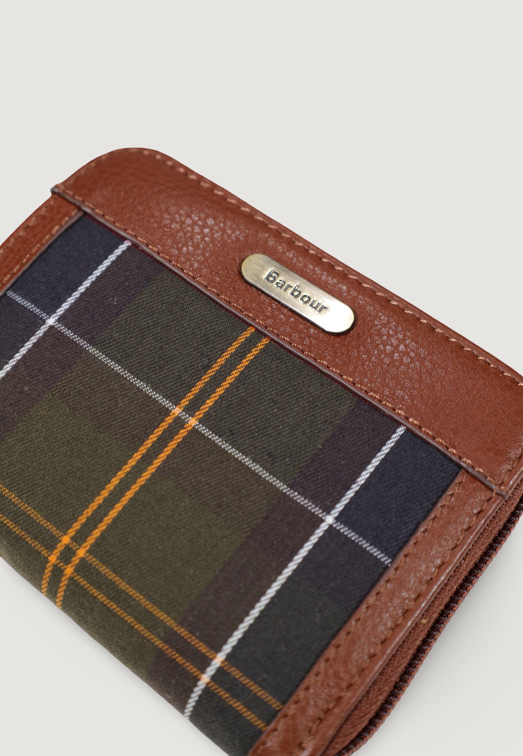 Portafoglio medio Barbour MINI DAPHNE TARTAN PURSE