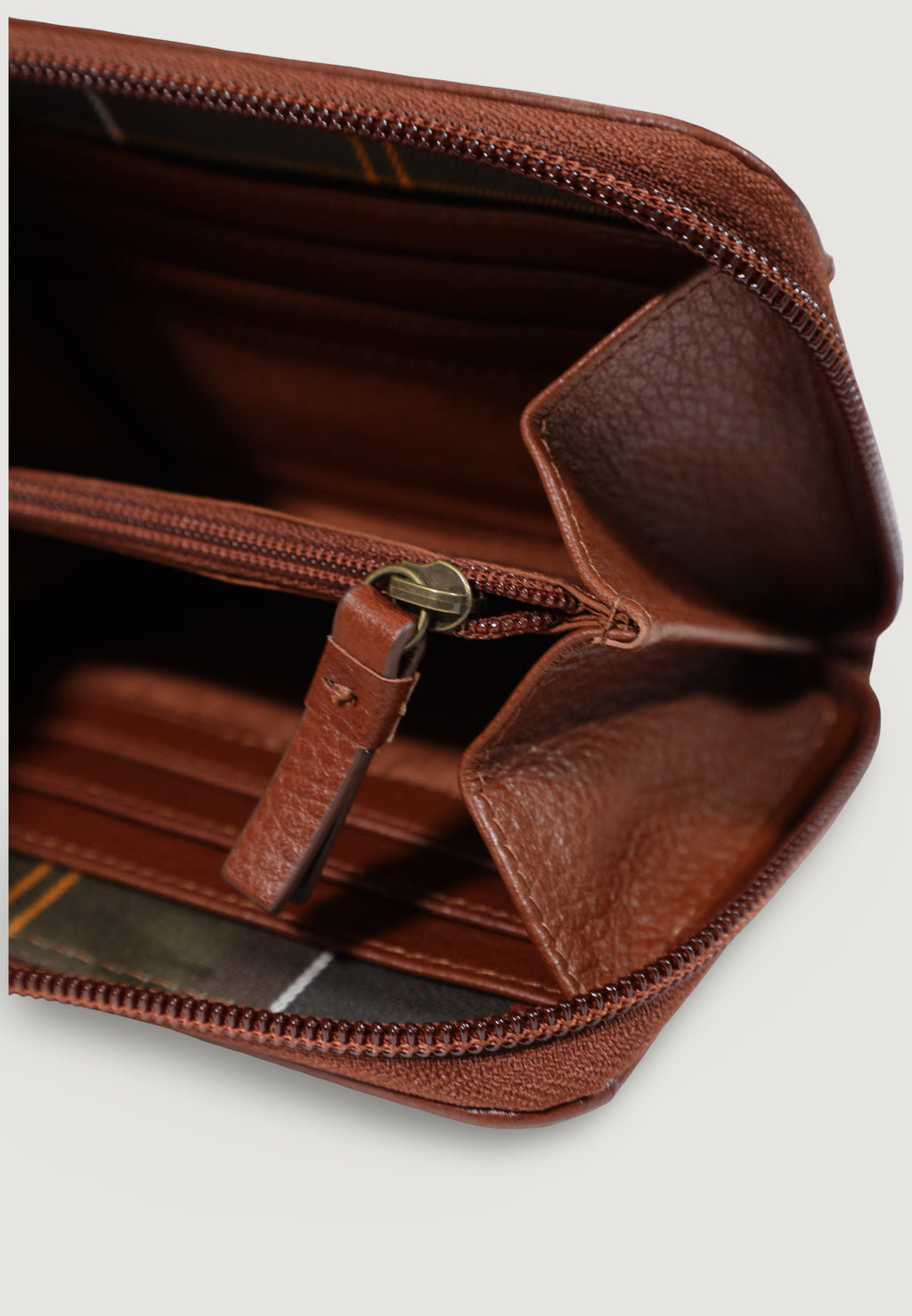 Portafoglio medio Barbour MINI DAPHNE TARTAN PURSE