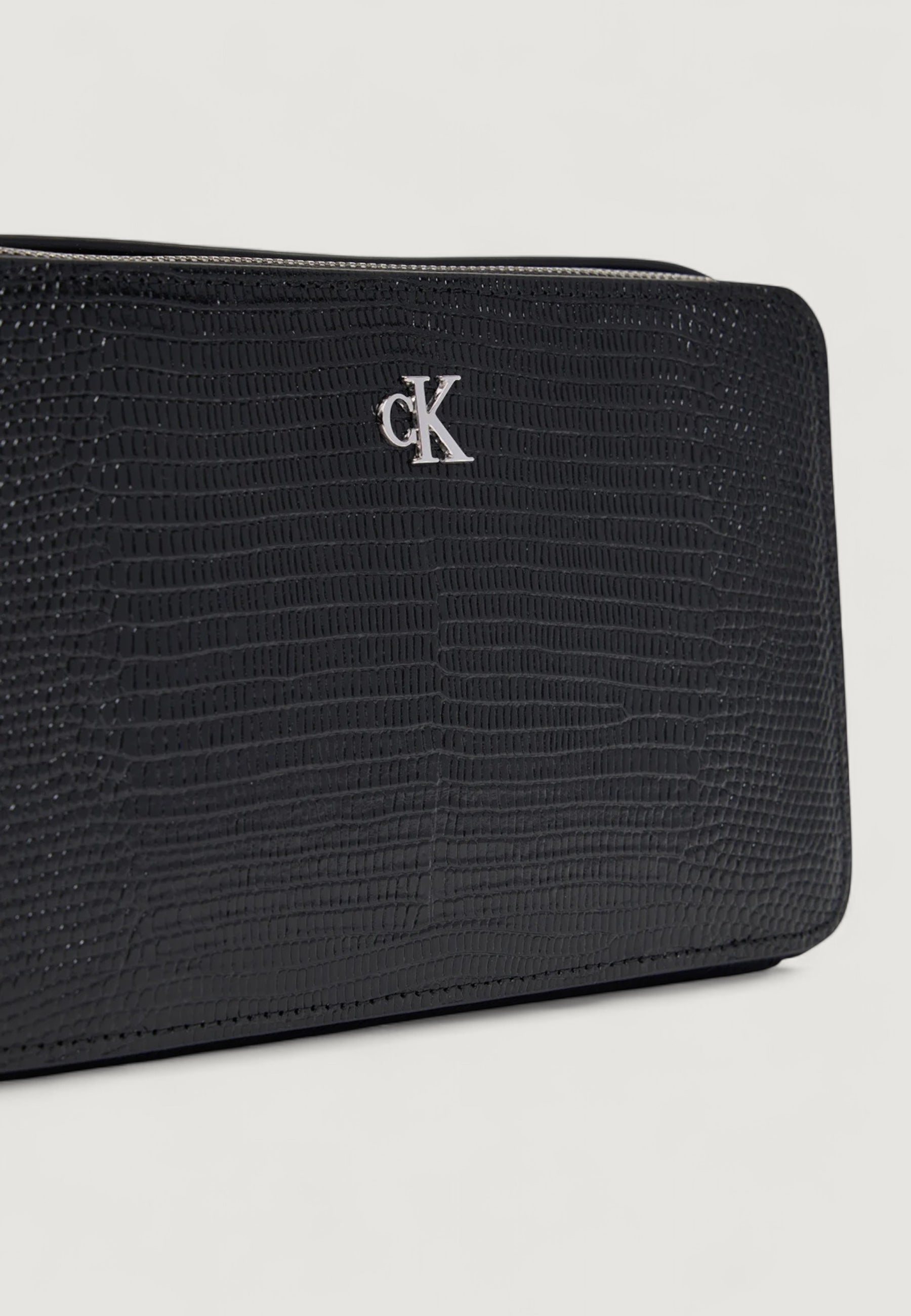Portafoglio medio Calvin Klein LZRD EMBSSD LTHR MN