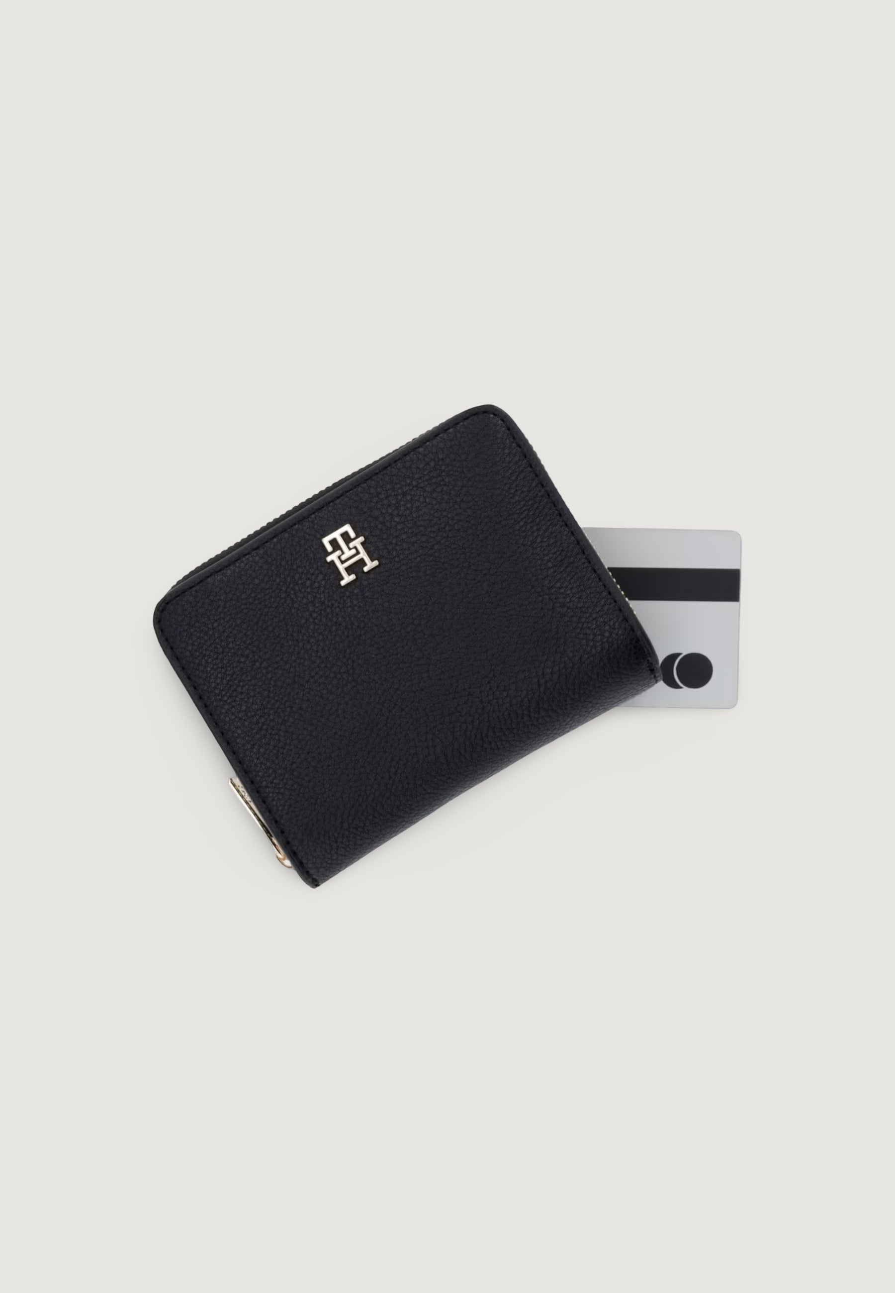 Medium wallet Tommy Hilfiger TH ICON MED ZA W/FLAP