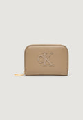 Portafoglio piccolo Calvin Klein BOLD CK MEDIUM ZIP AROUND