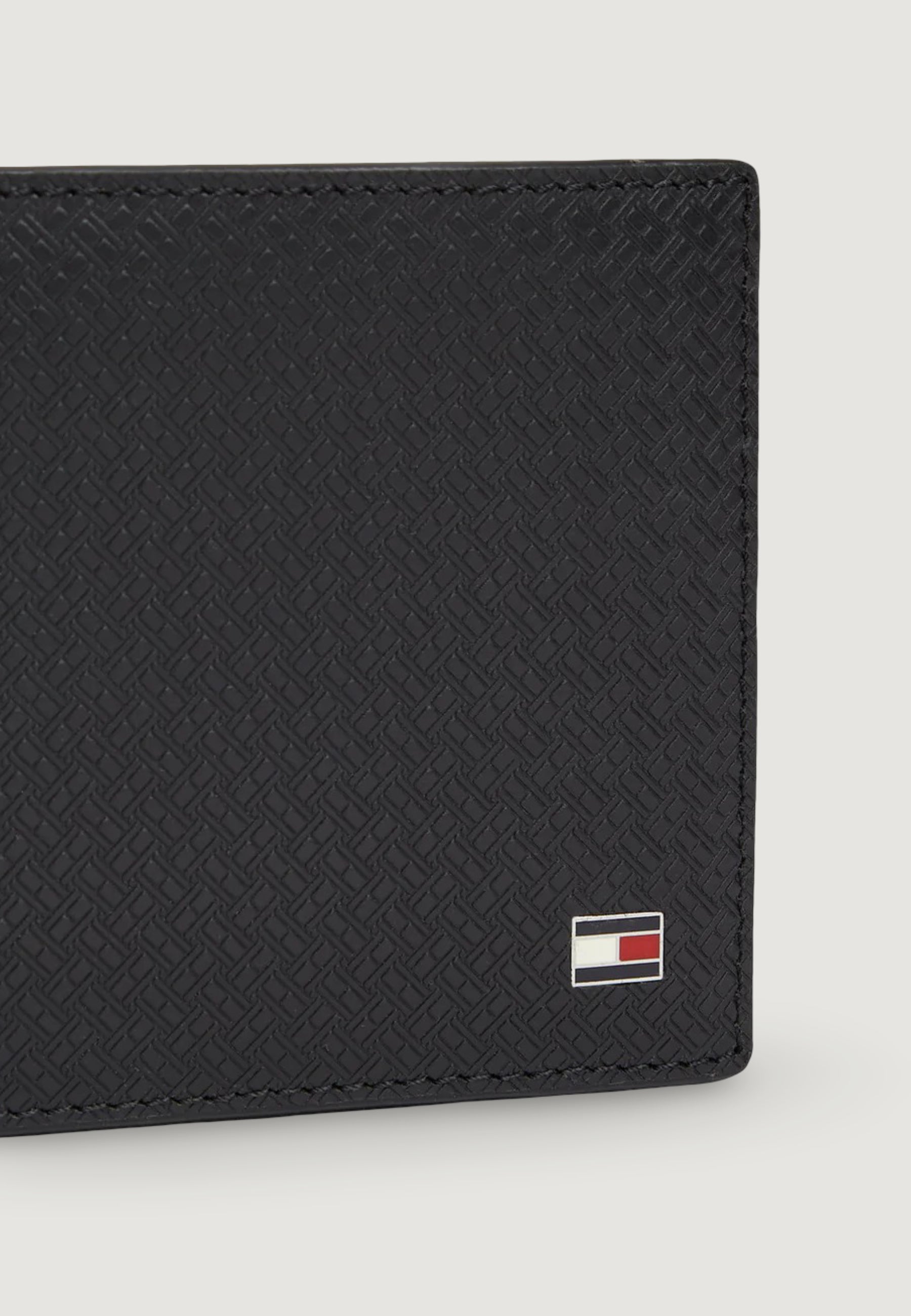 Portafoglio senza portamonete Tommy Hilfiger TH EMBOSS MINI CC WALLET