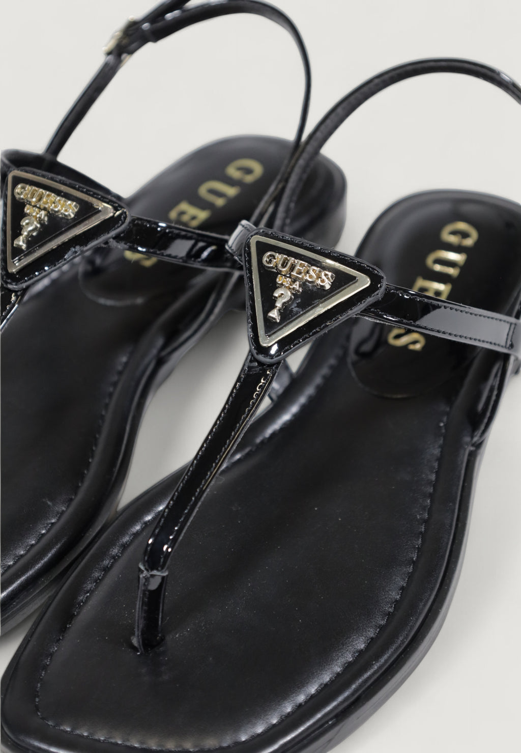 Sandali Guess RAINEY4 - Imballo Originale Danneggiato - Prodotto Integro