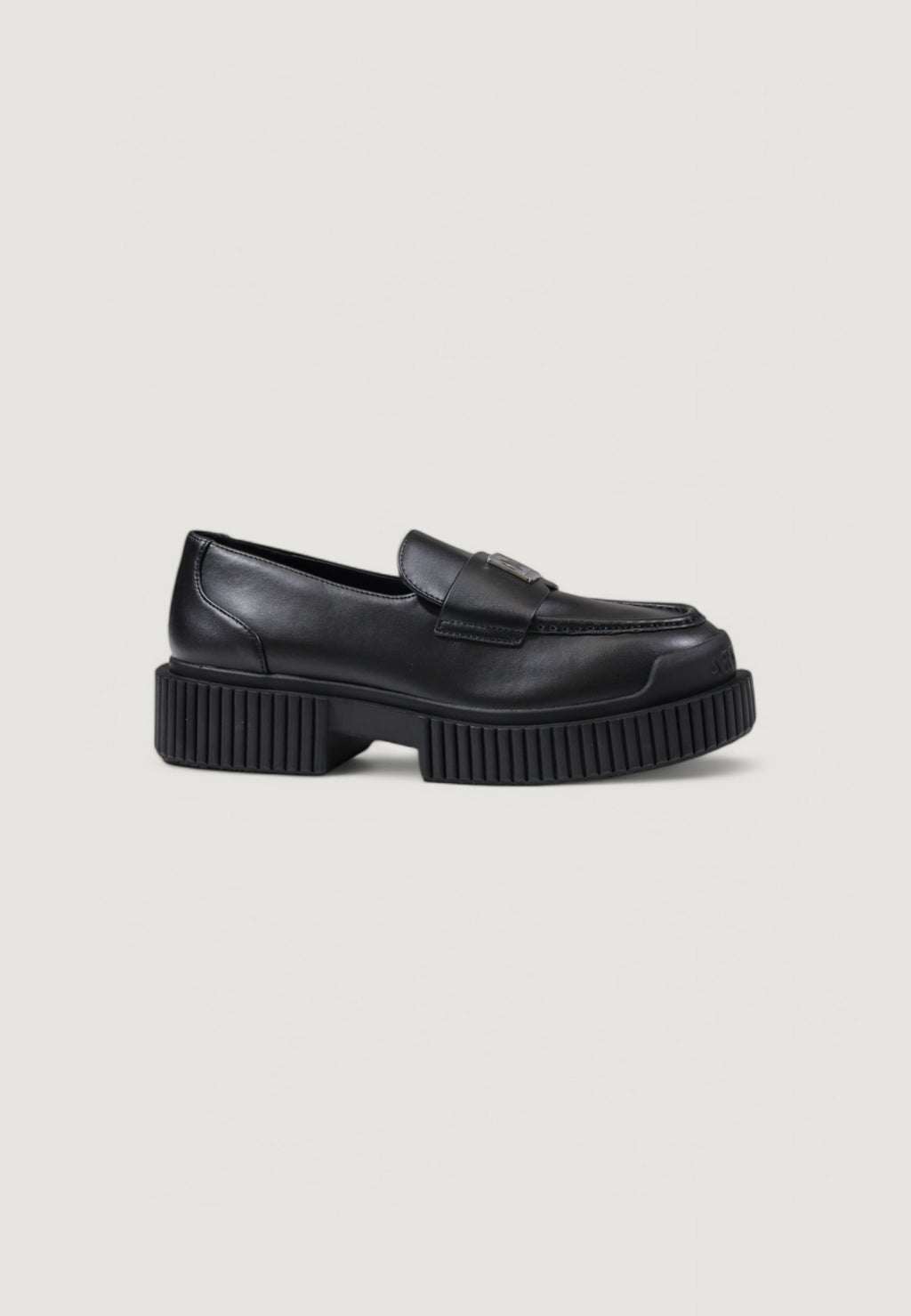Scarpe basse Armani Exchange XDA006 XV874