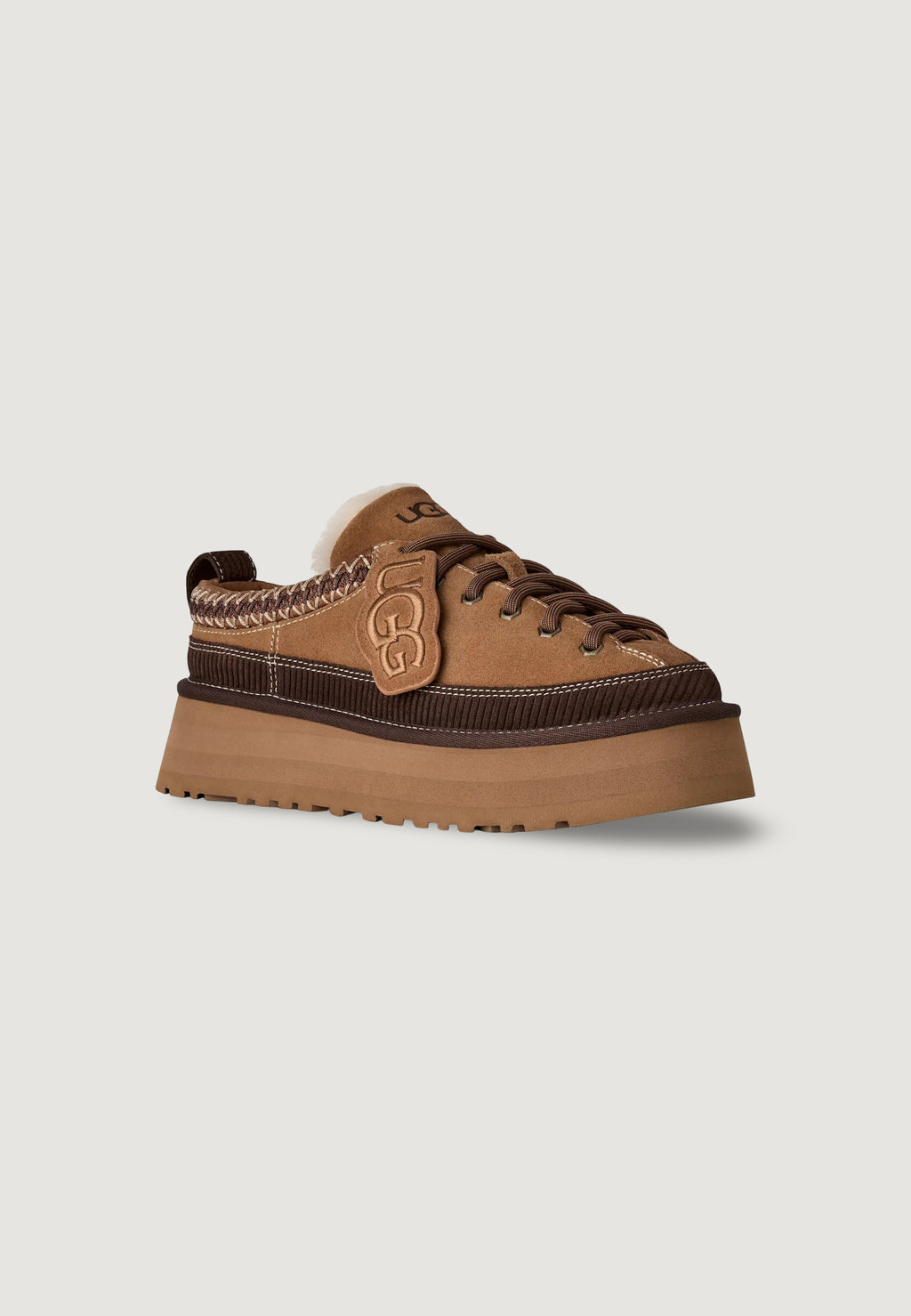 Low heel shoes UGG HERITAGE LACE-UP SLIPPER