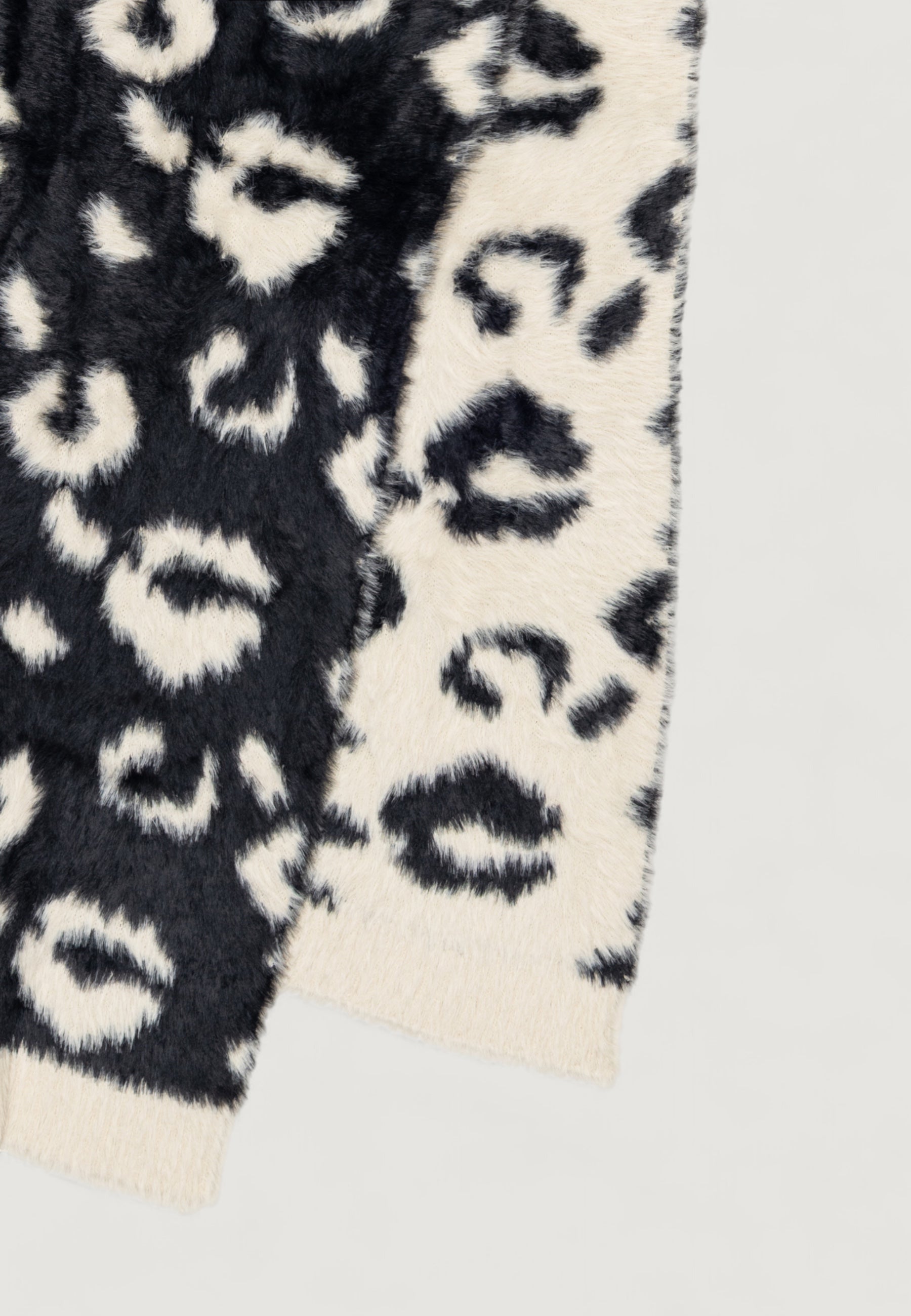 Scarf Only ONLBEATRIZ HAIRY KNIT SCARF CC