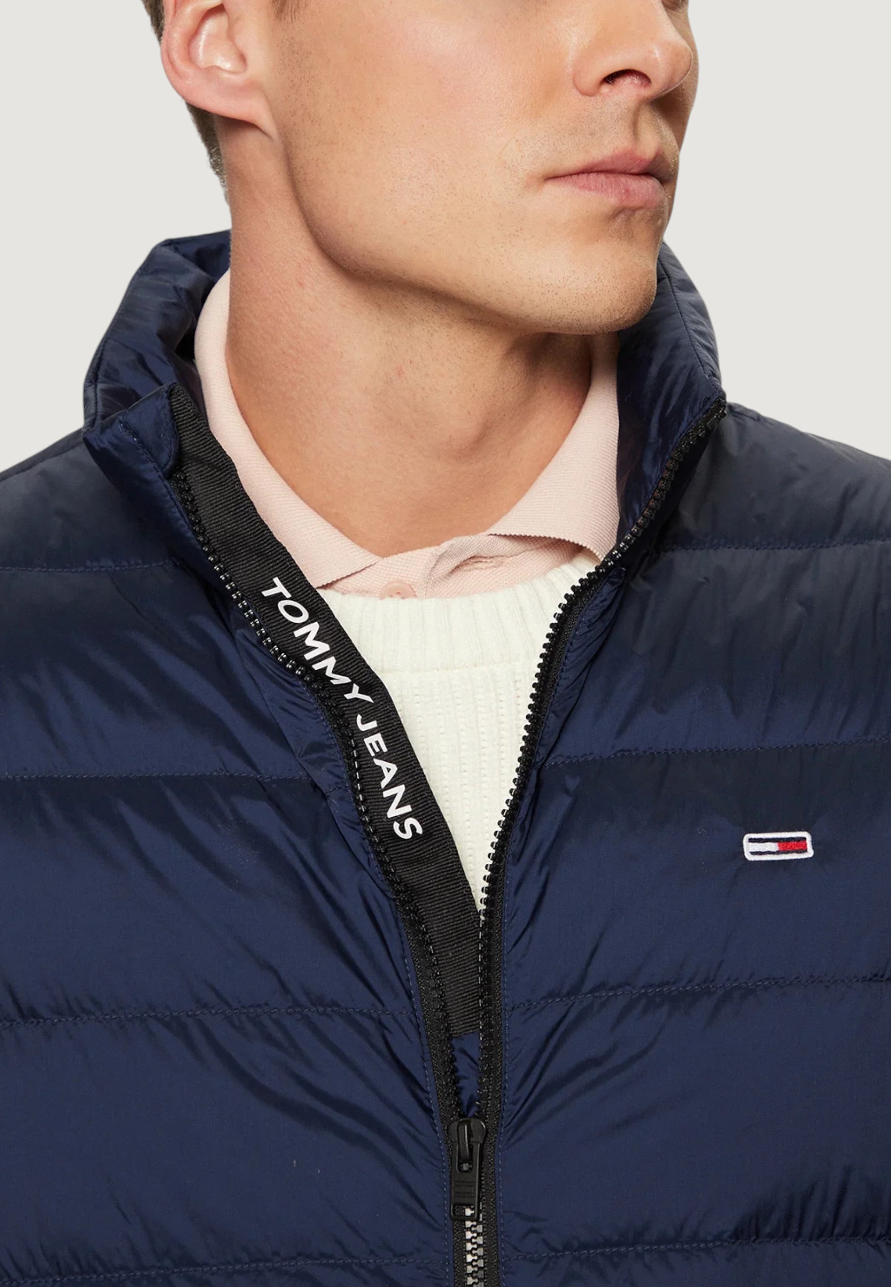 Gilets Tommy Hilfiger Jeans TJM LT DOWN EXT