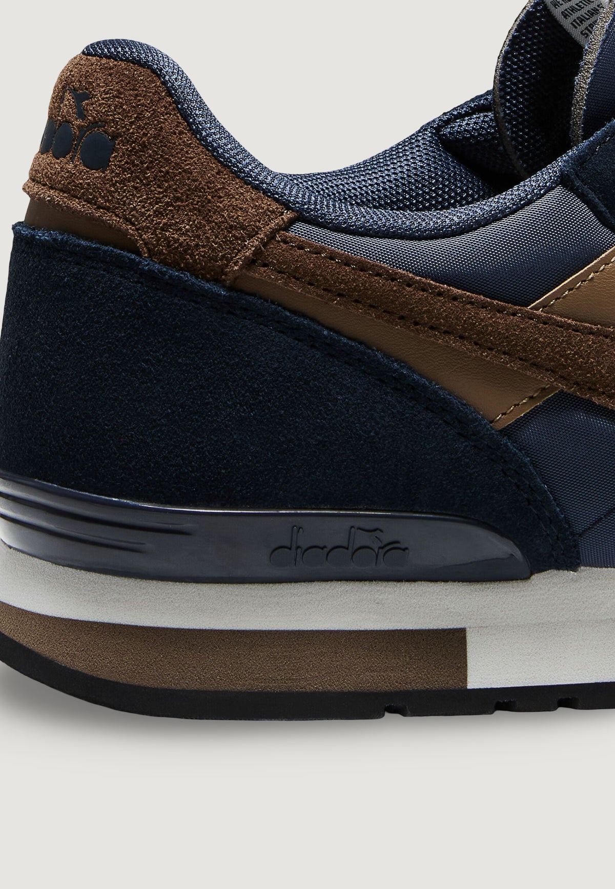 Sneakers Diadora CAMARO TRIPLE M2