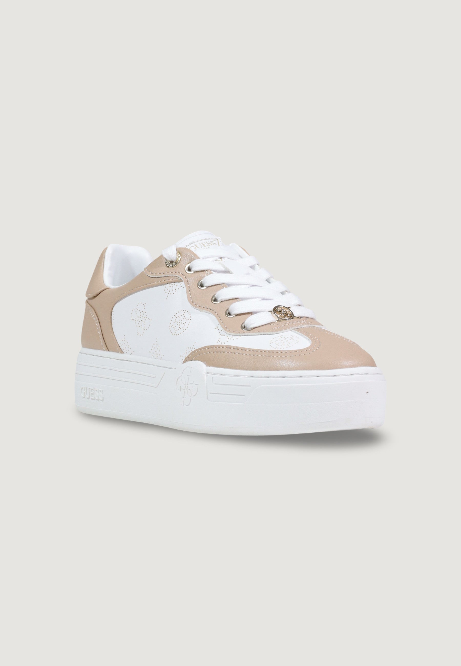 Sneakers Guess SWOLE3