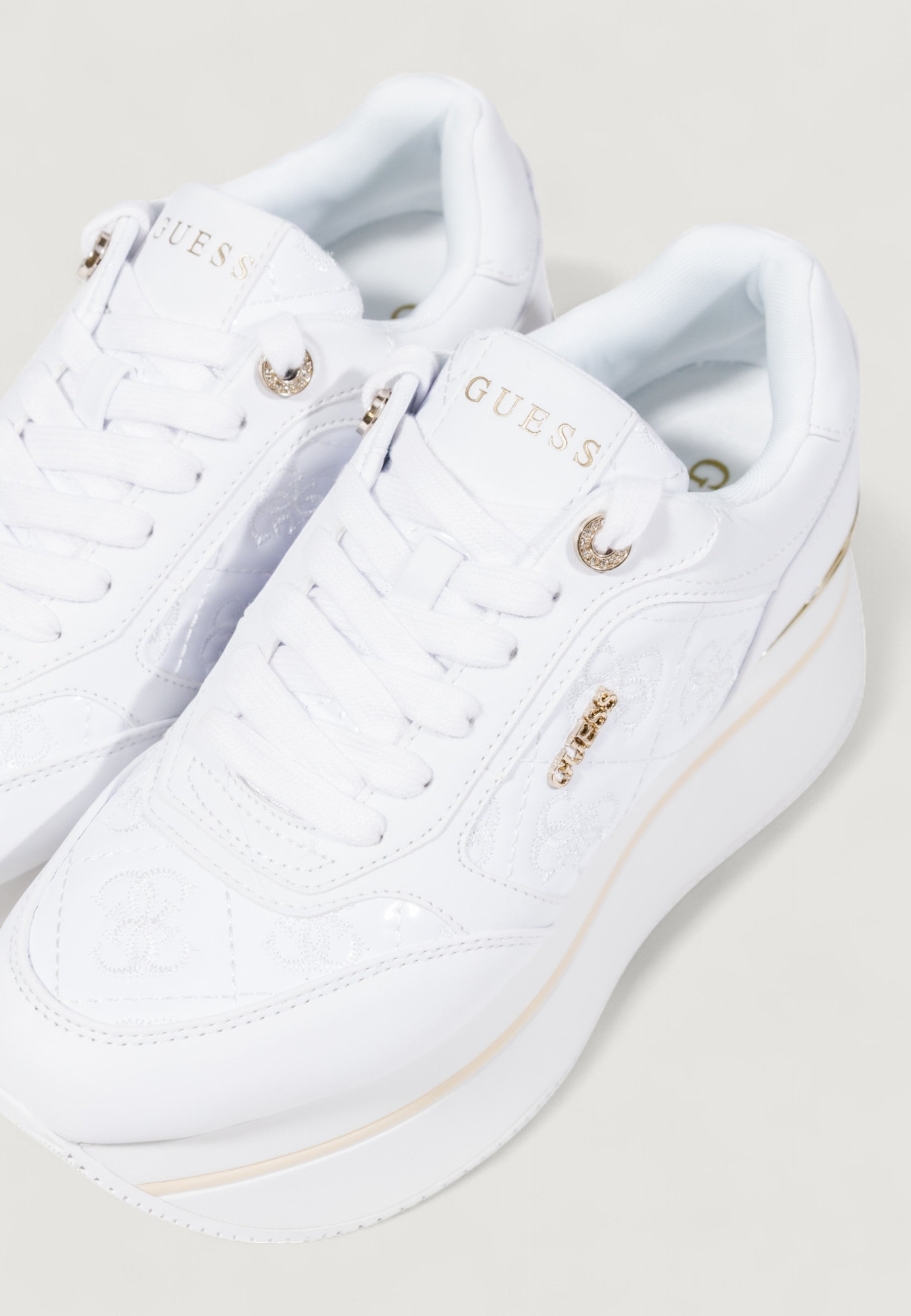 Sneakers Guess CAMRIO9