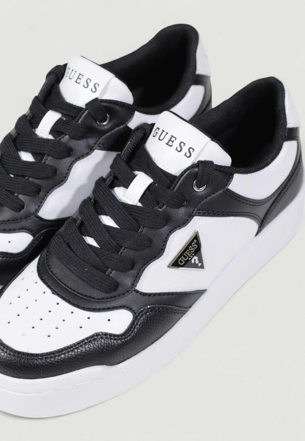 Sneakers Guess MIRAM4