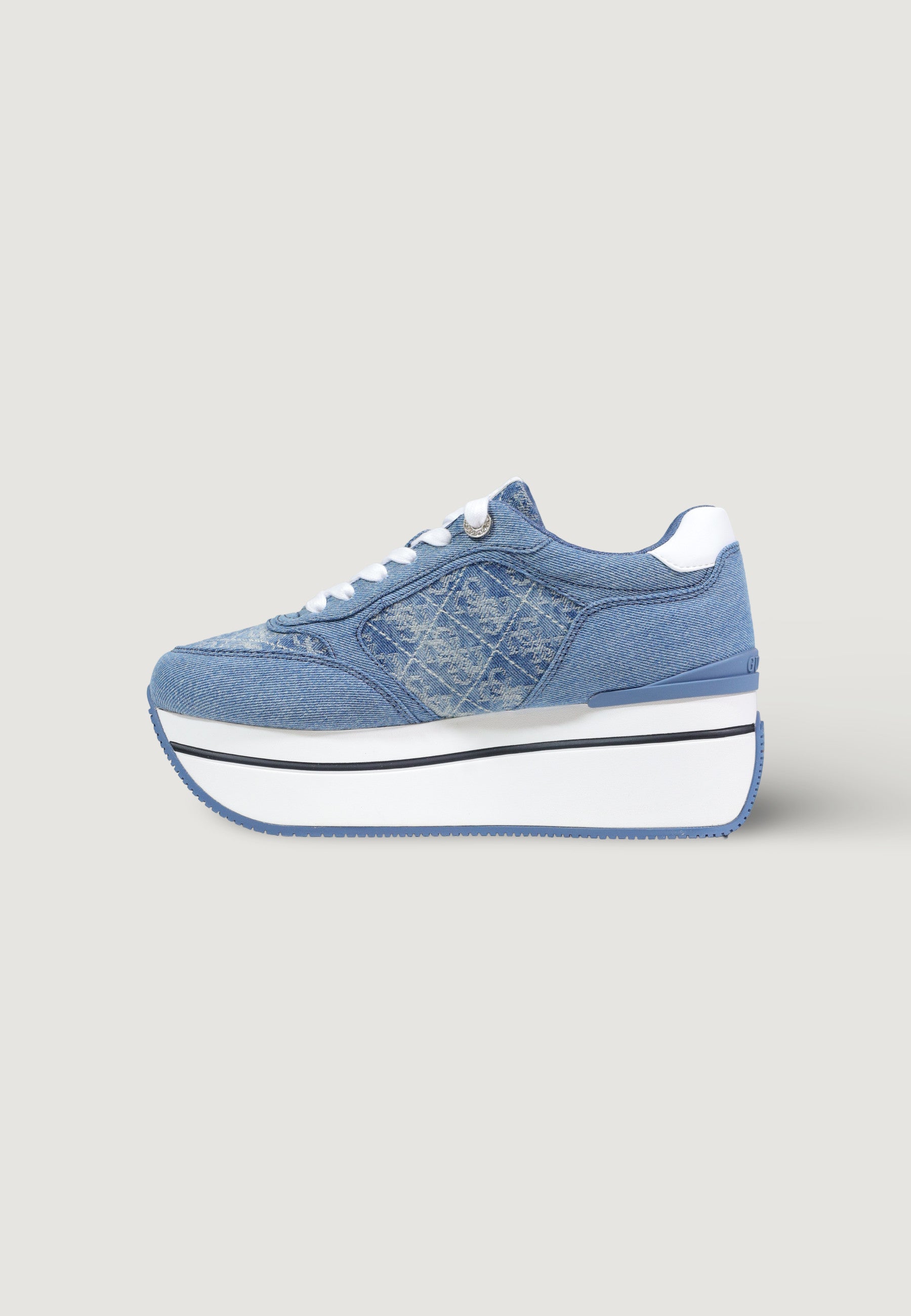 Sneakers Guess CAMRIO11 - Imballo Originale Danneggiato - Prodotto Integro