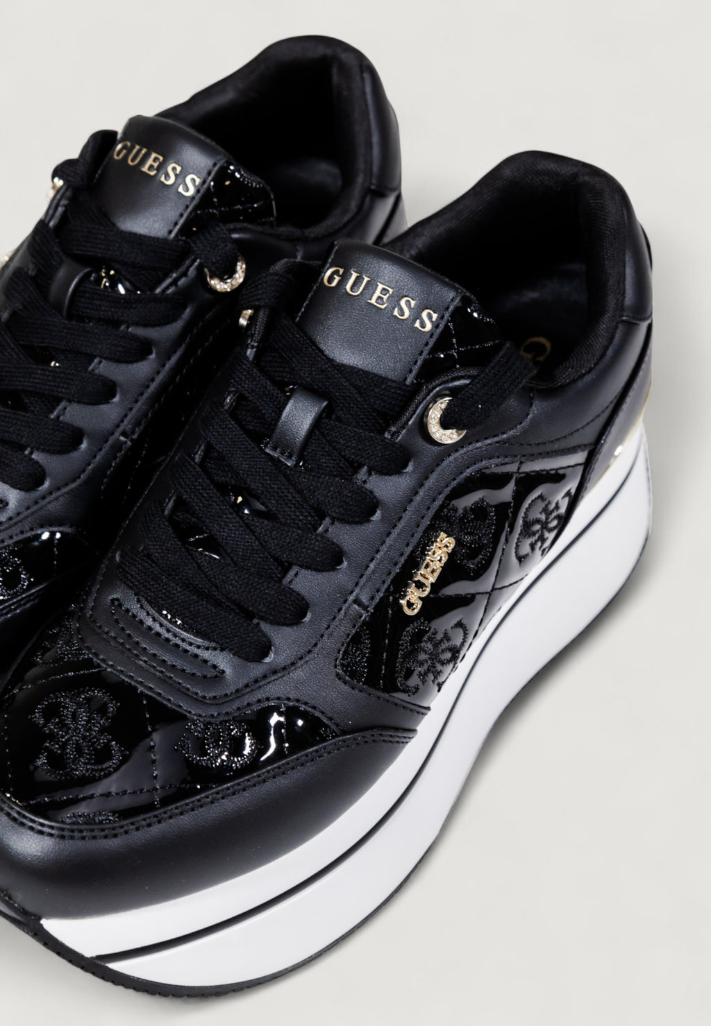 Sneakers Guess CAMRIO9