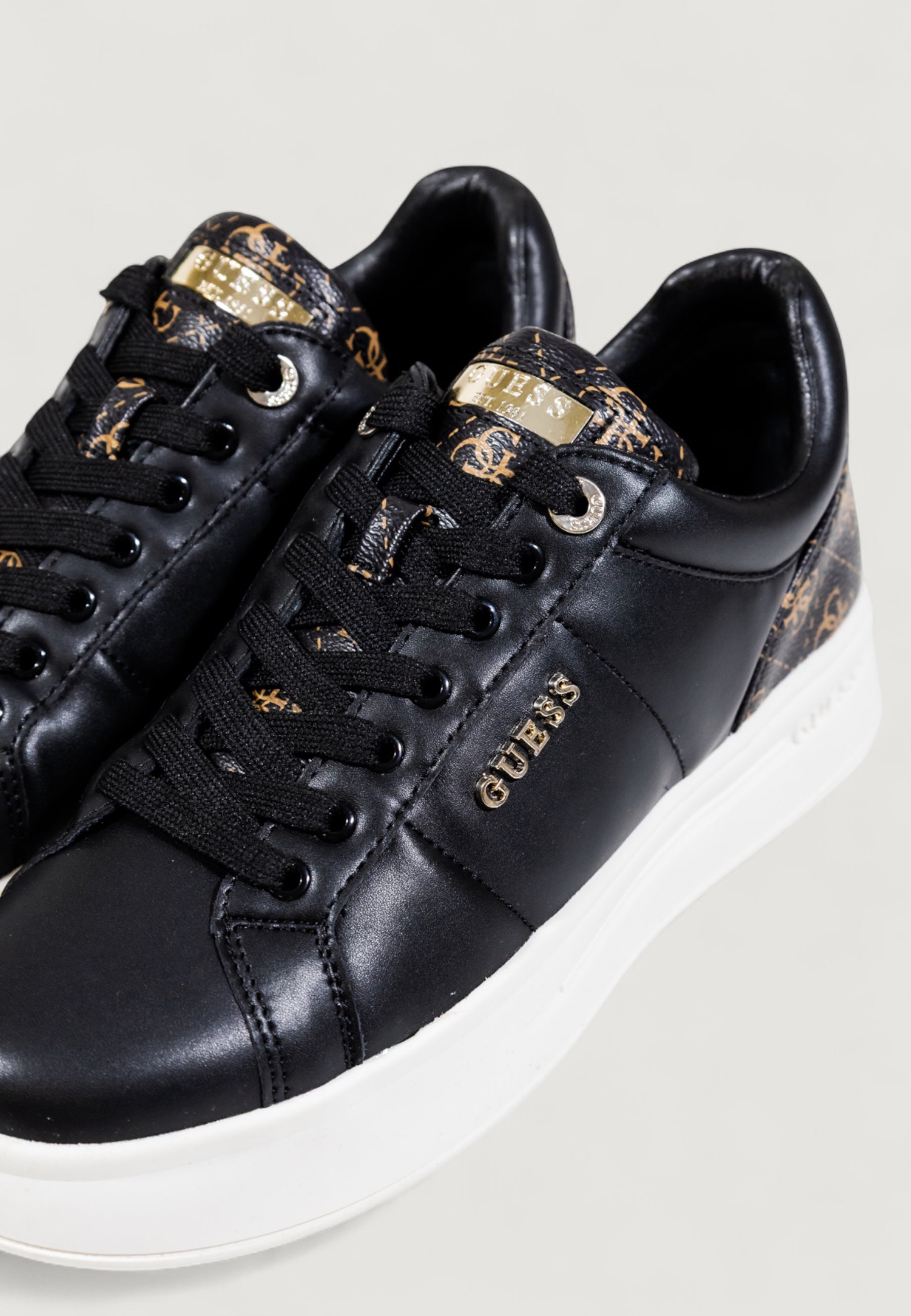 Sneakers Guess WELLI