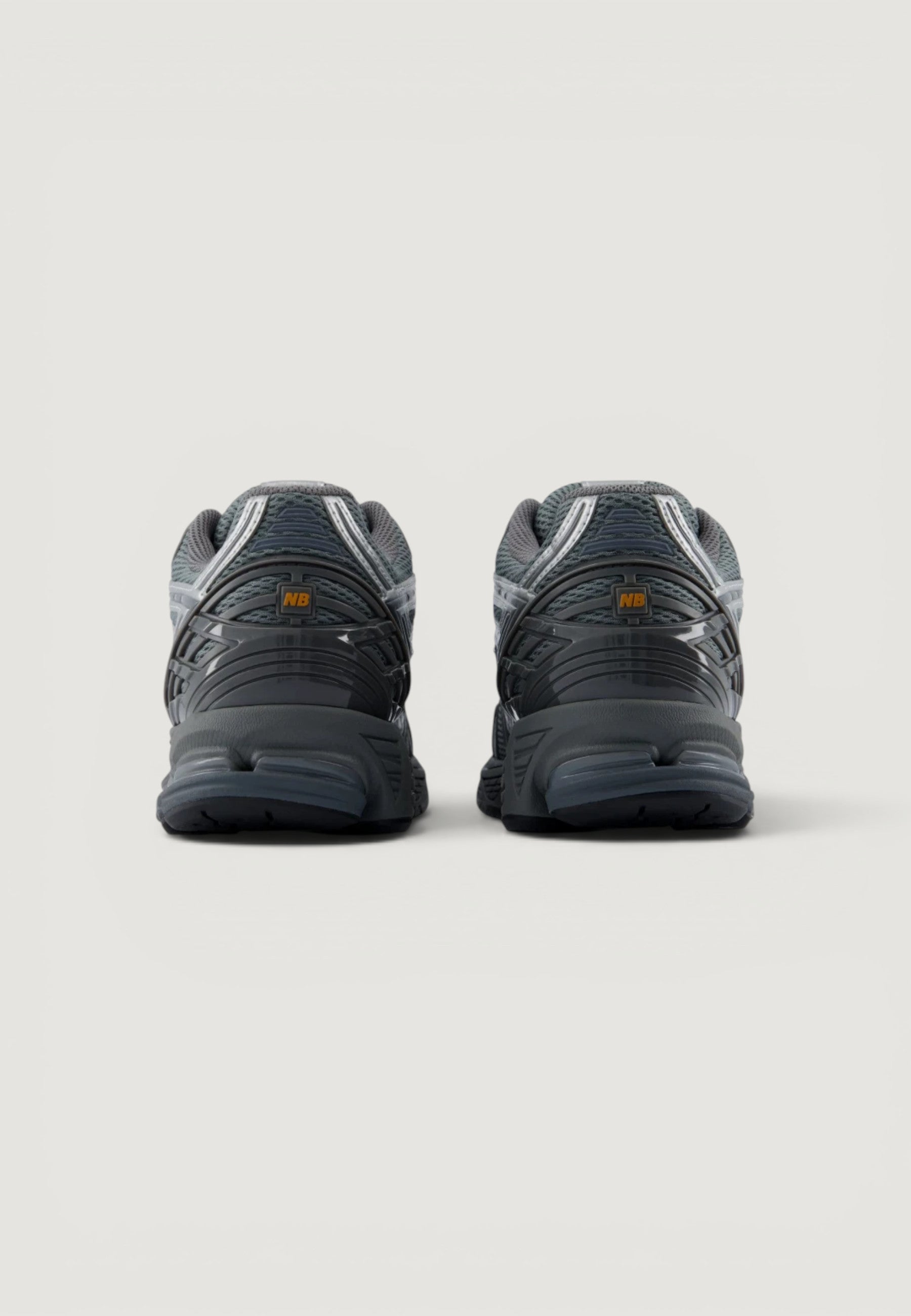 Sneakers New Balance U19066AT
