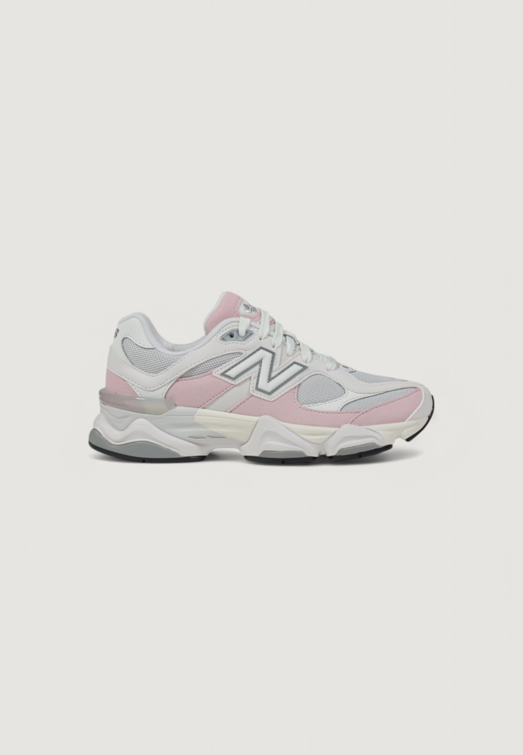 Sneakers New Balance 9060 - Imballo Originale Danneggiato - Prodotto Integro