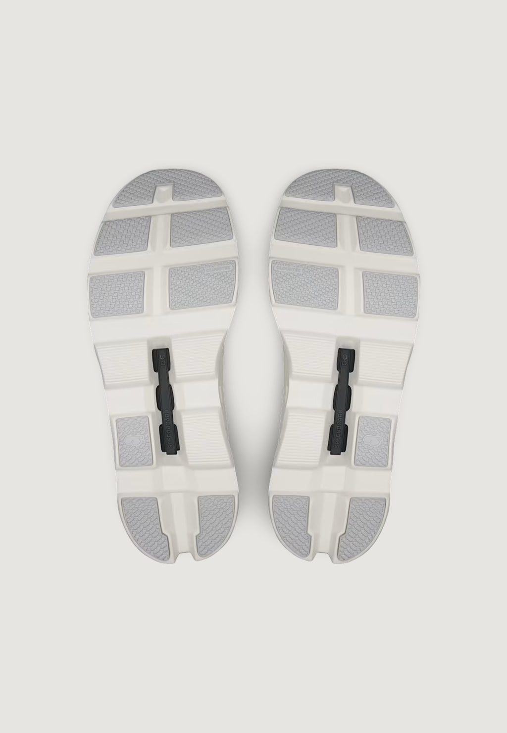 Sneakers On Running Cloudmonster 1