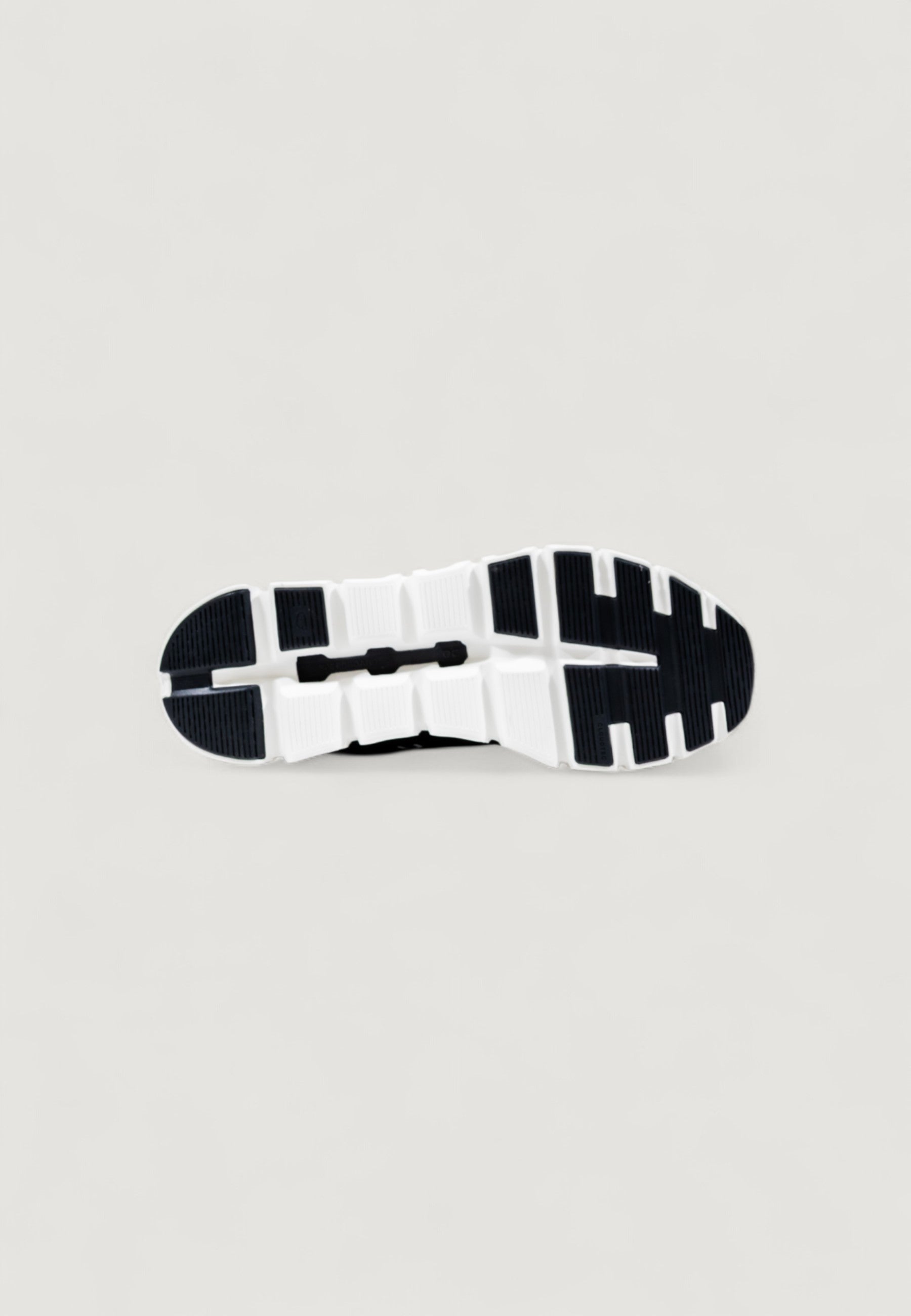 Sneakers On Running Cloud 6