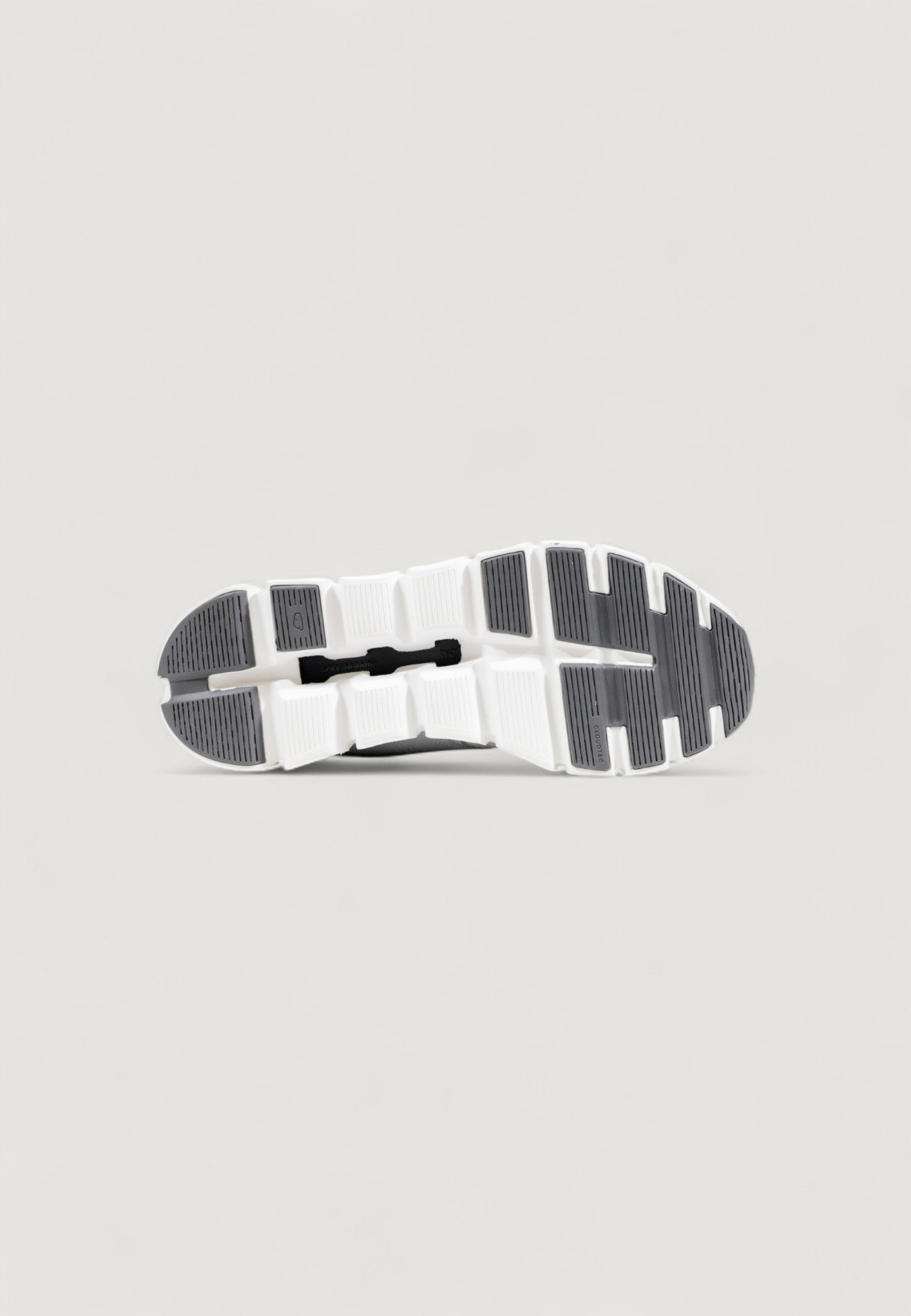 Sneakers On Running Cloud 6