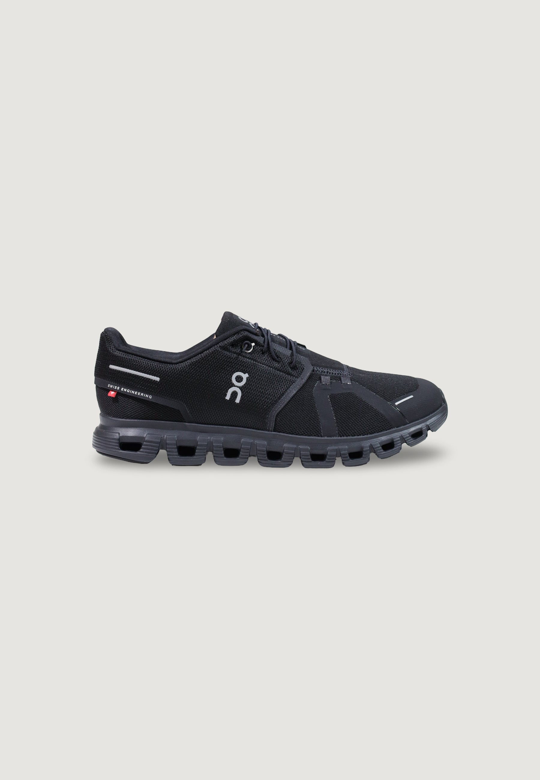 Sneakers On Running Cloud 6