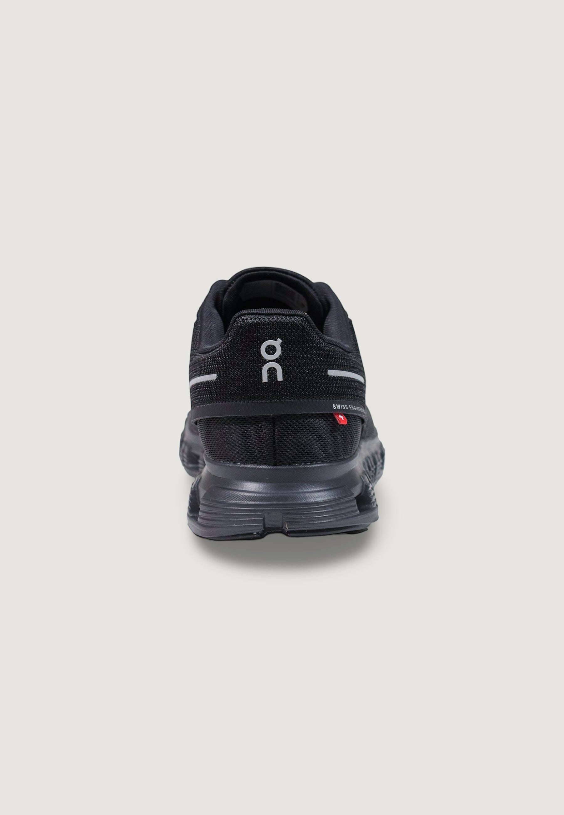 Sneakers On Running Cloud 6