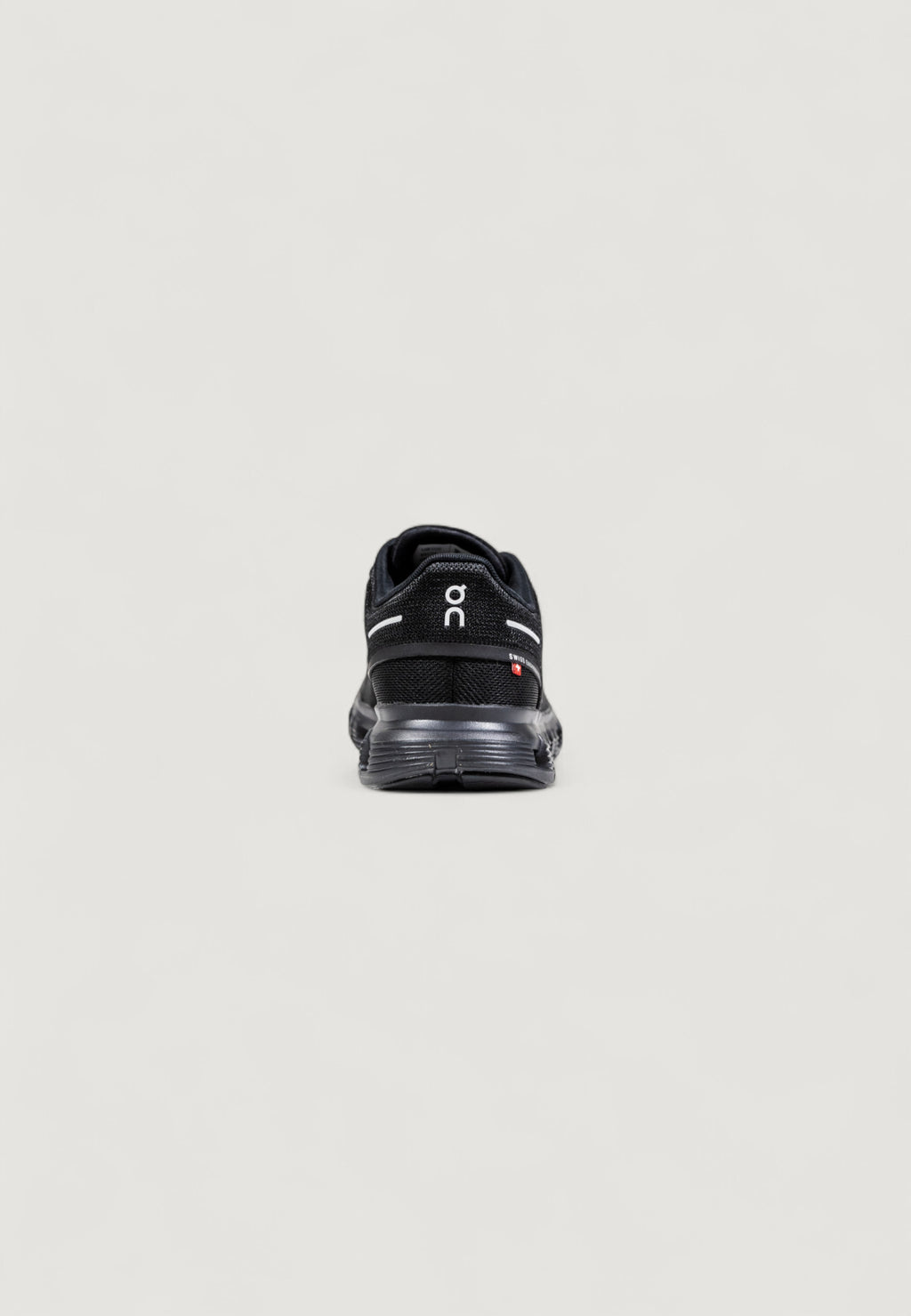 Sneakers On Running Cloud 6