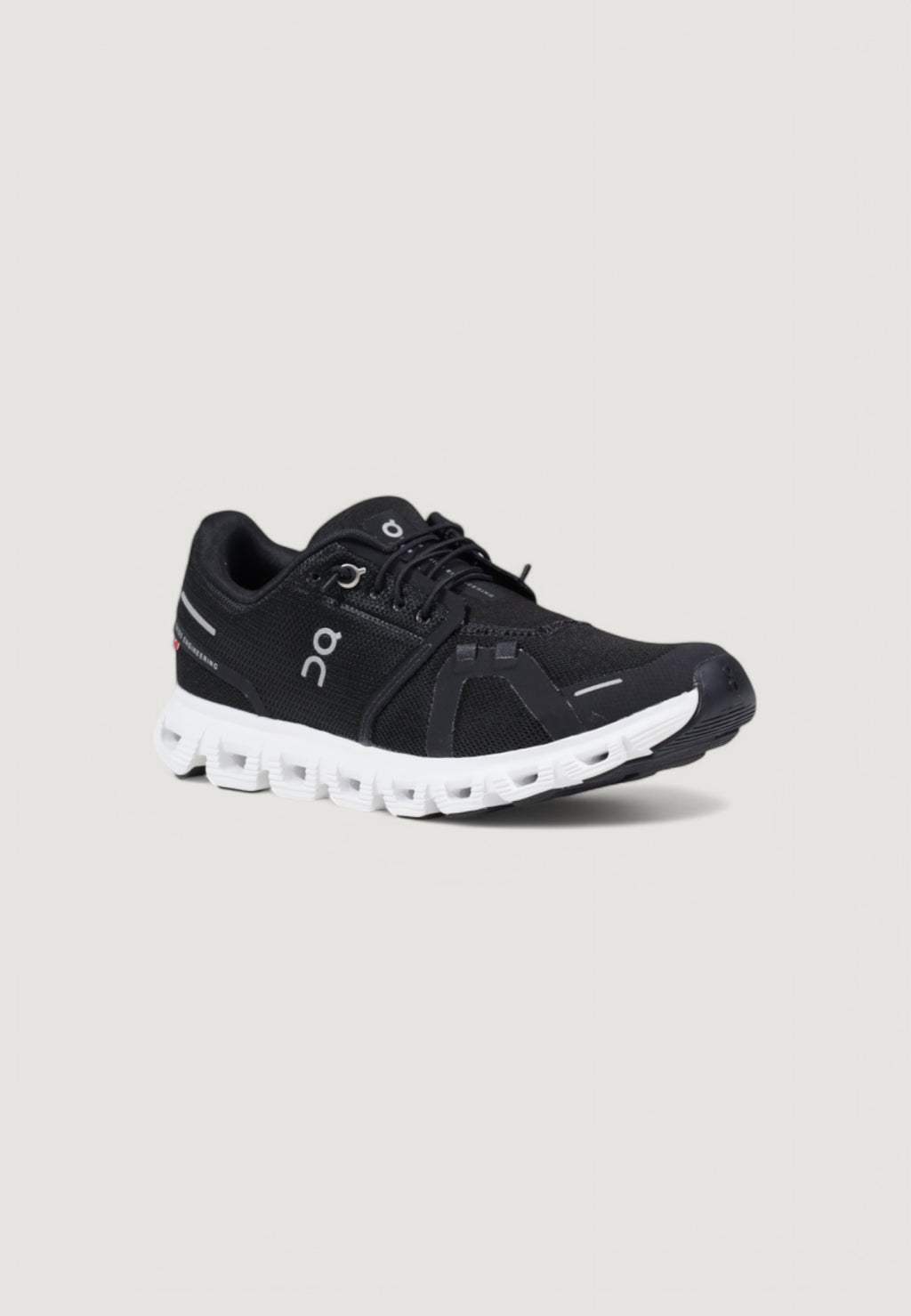 Sneakers On Running Cloud 6