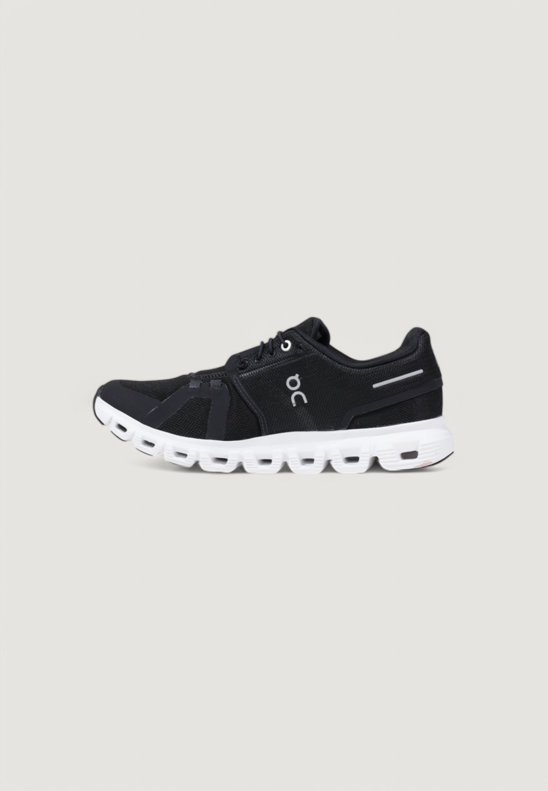 Sneakers On Running Cloud 6