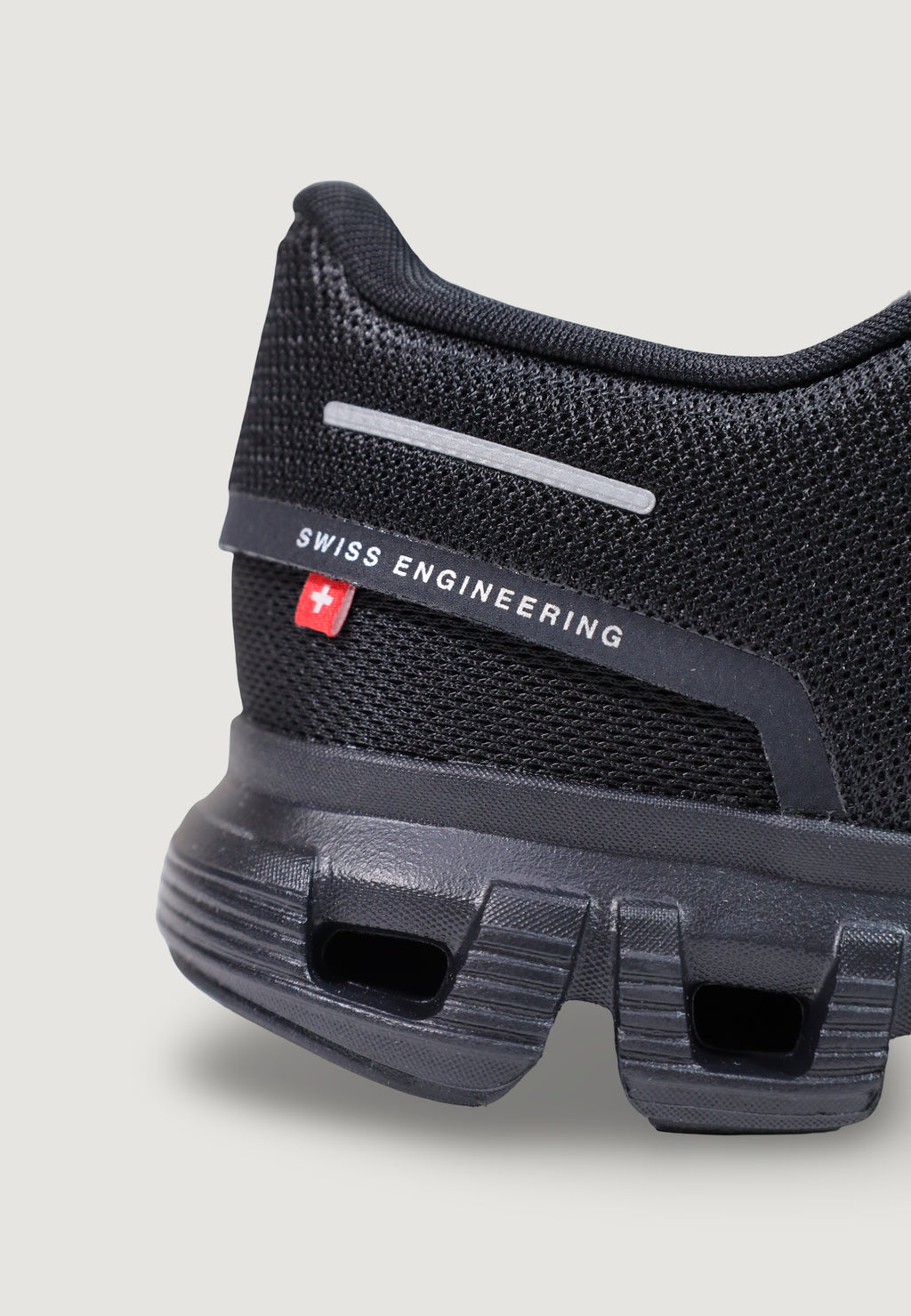 Sneakers On Running Cloud 6 Wide