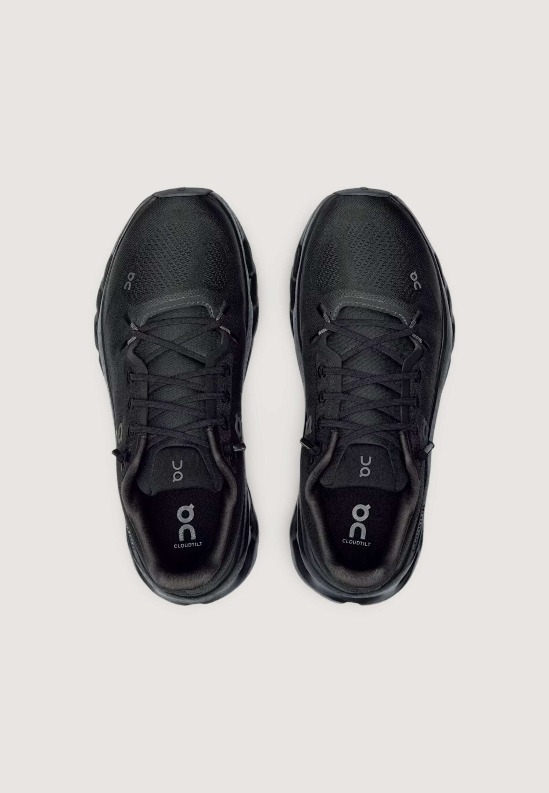 Sneakers On Running Cloudtilt