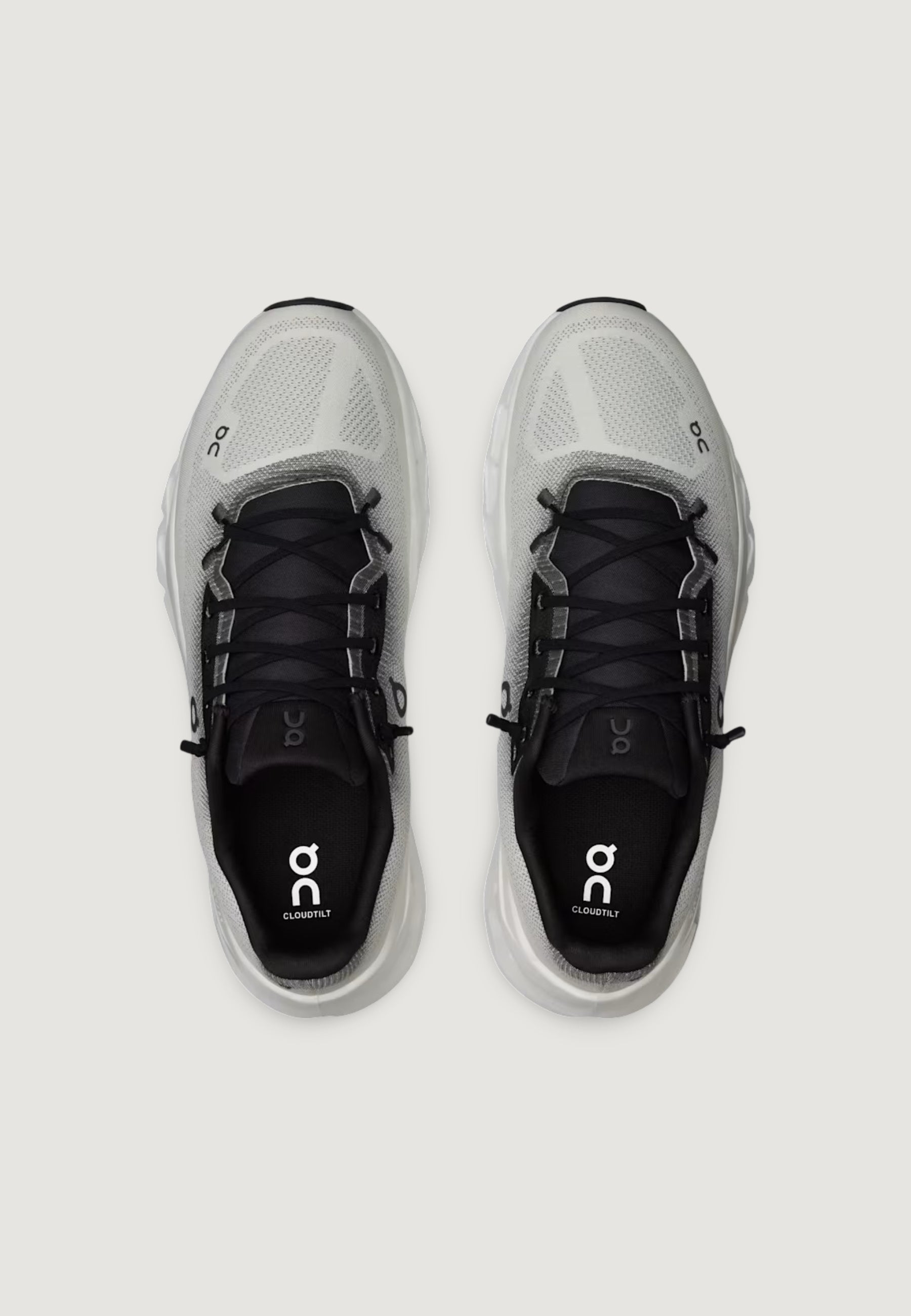 Sneakers On Running Cloudtilt Unisex