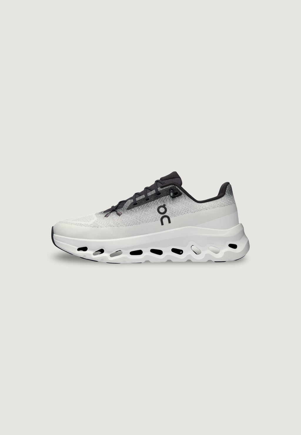 Sneakers On Running Cloudtilt Unisex