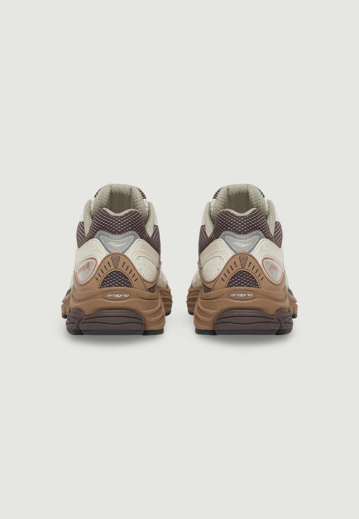 Sneakers Saucony PROGRID OMNI 9