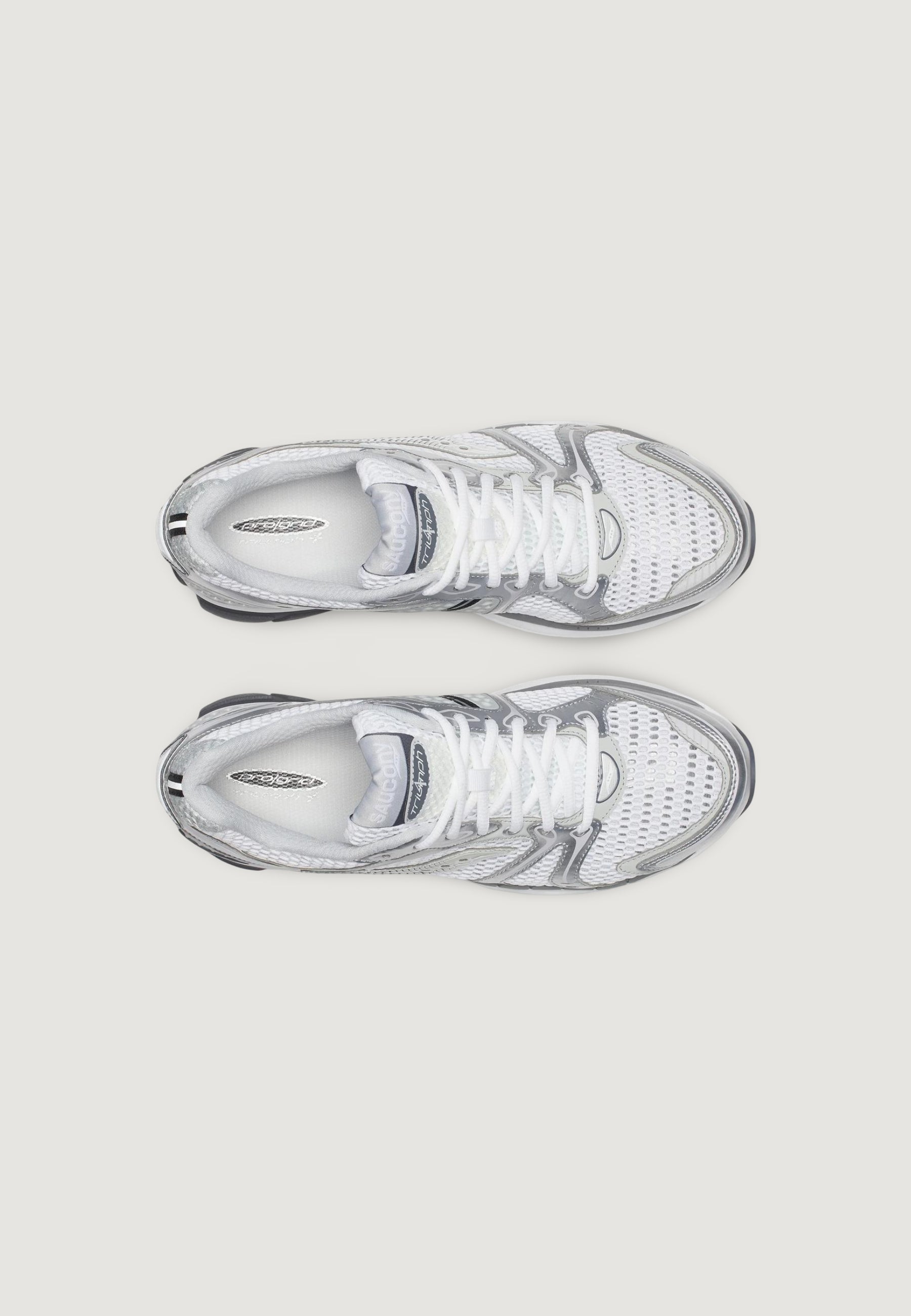 Sneakers Saucony ProGrid Triumph 4