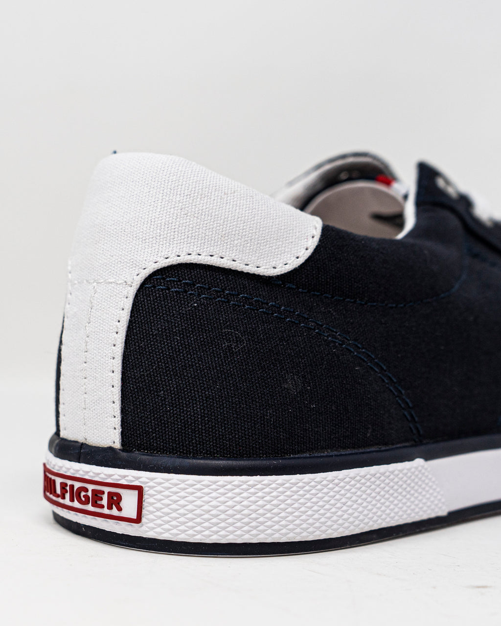 Sneakers Tommy Hilfiger H2285ARLOW 1D