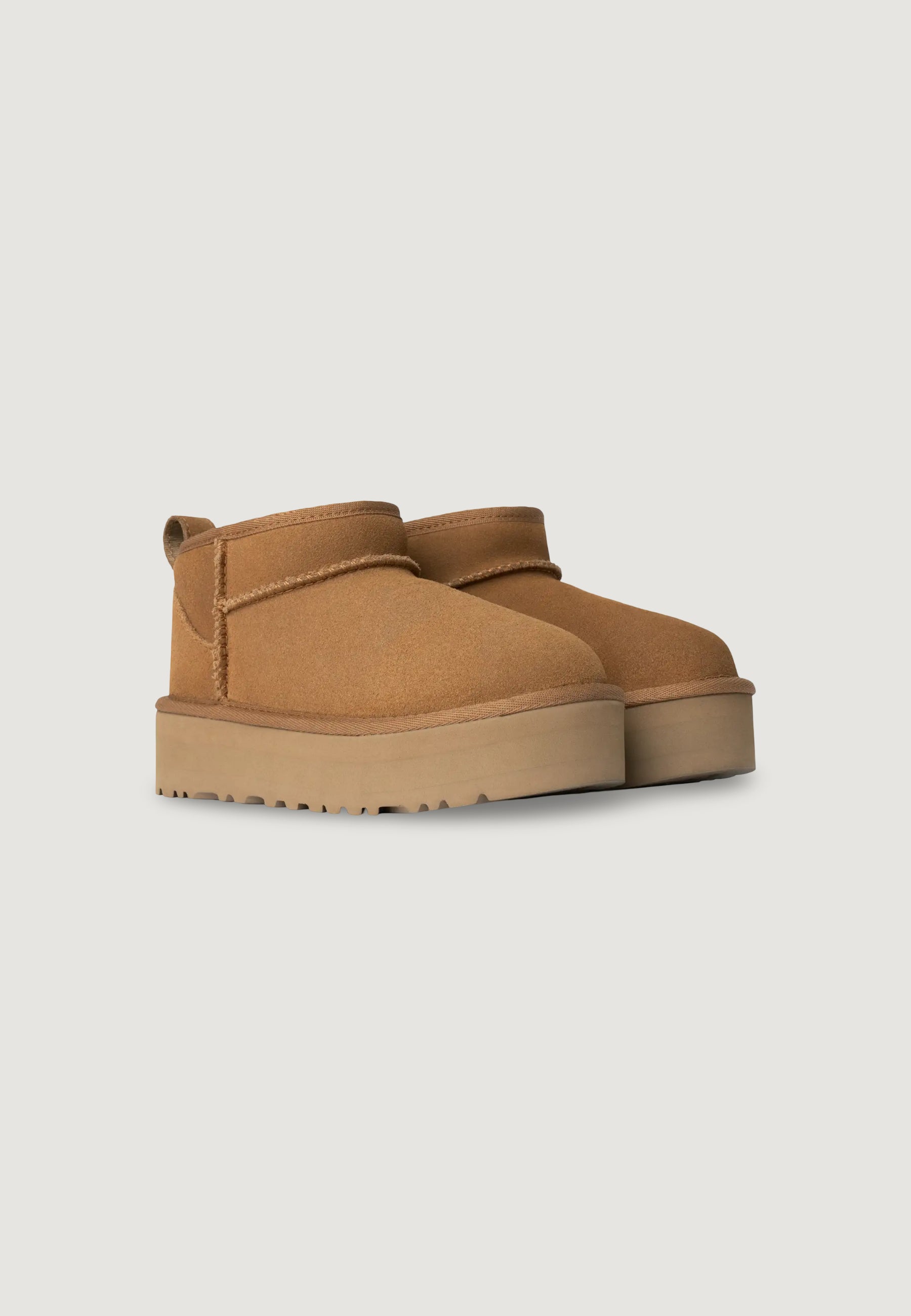 Stivali UGG CLASSIC ULTRA MINI PLATFORM