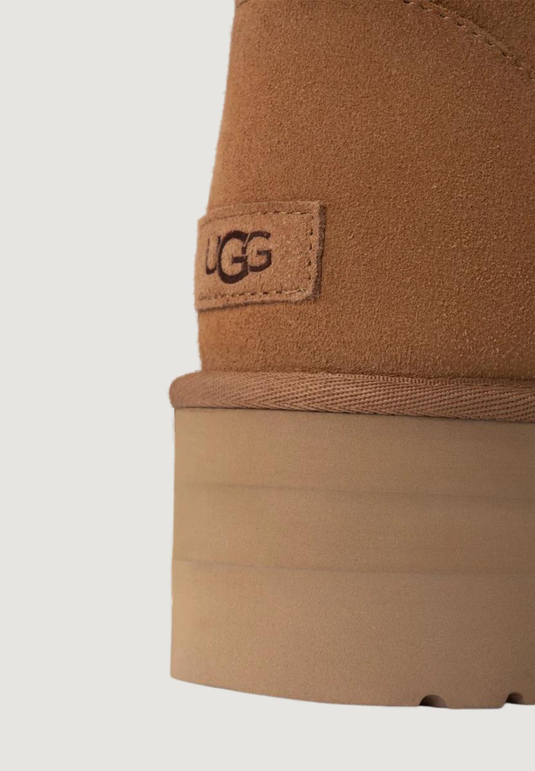 Boots and ankle boots UGG CLASSIC MINI I23 - Imballo Originale Danneggiato - Prodotto Integro