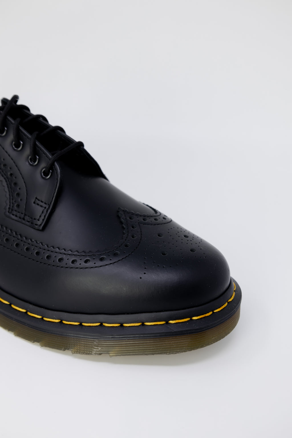 Elegant shoes Dr. Martens 3989 Ys Smooth