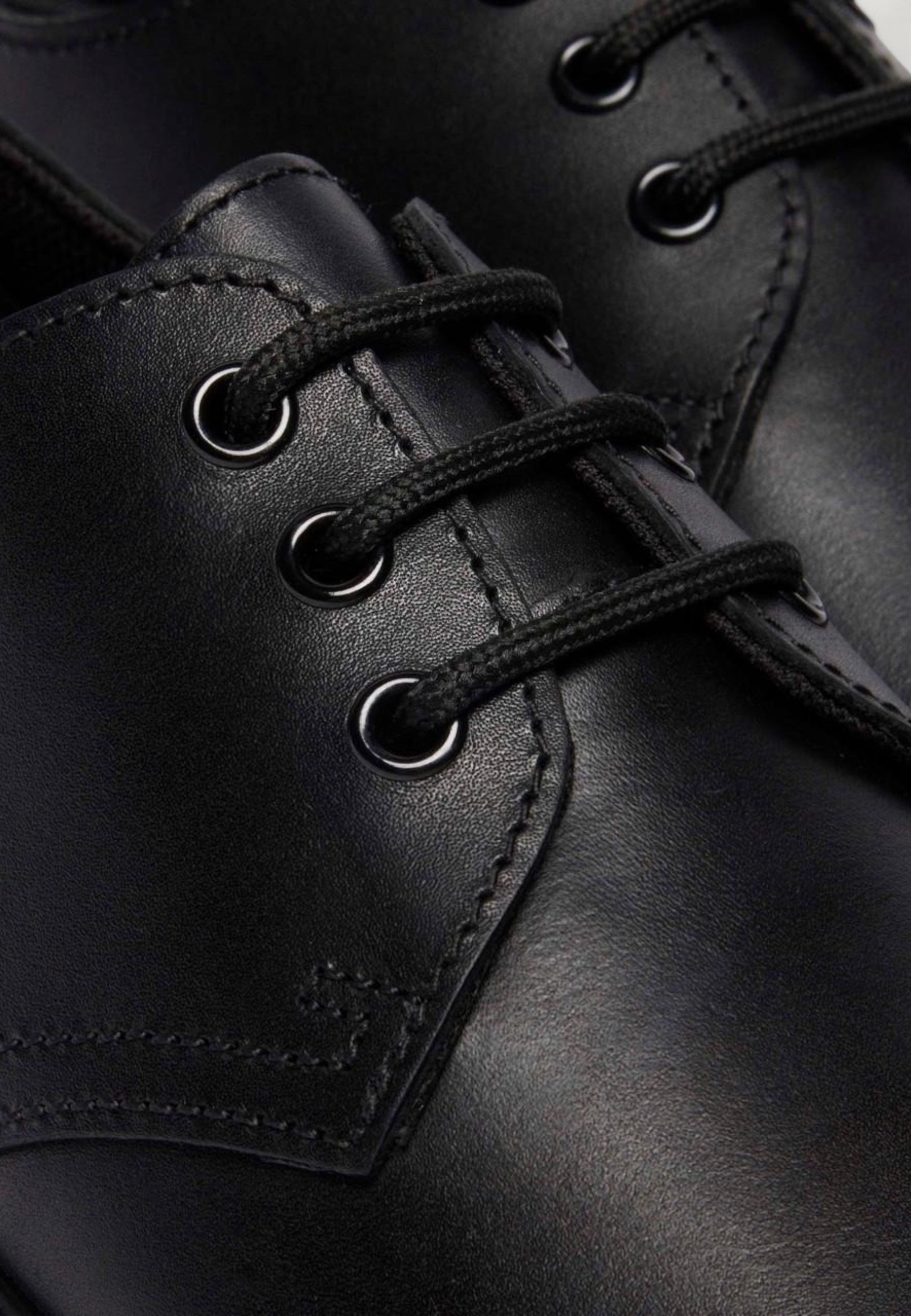 Elegant shoes Dr. Martens Brookline Lo Lusso