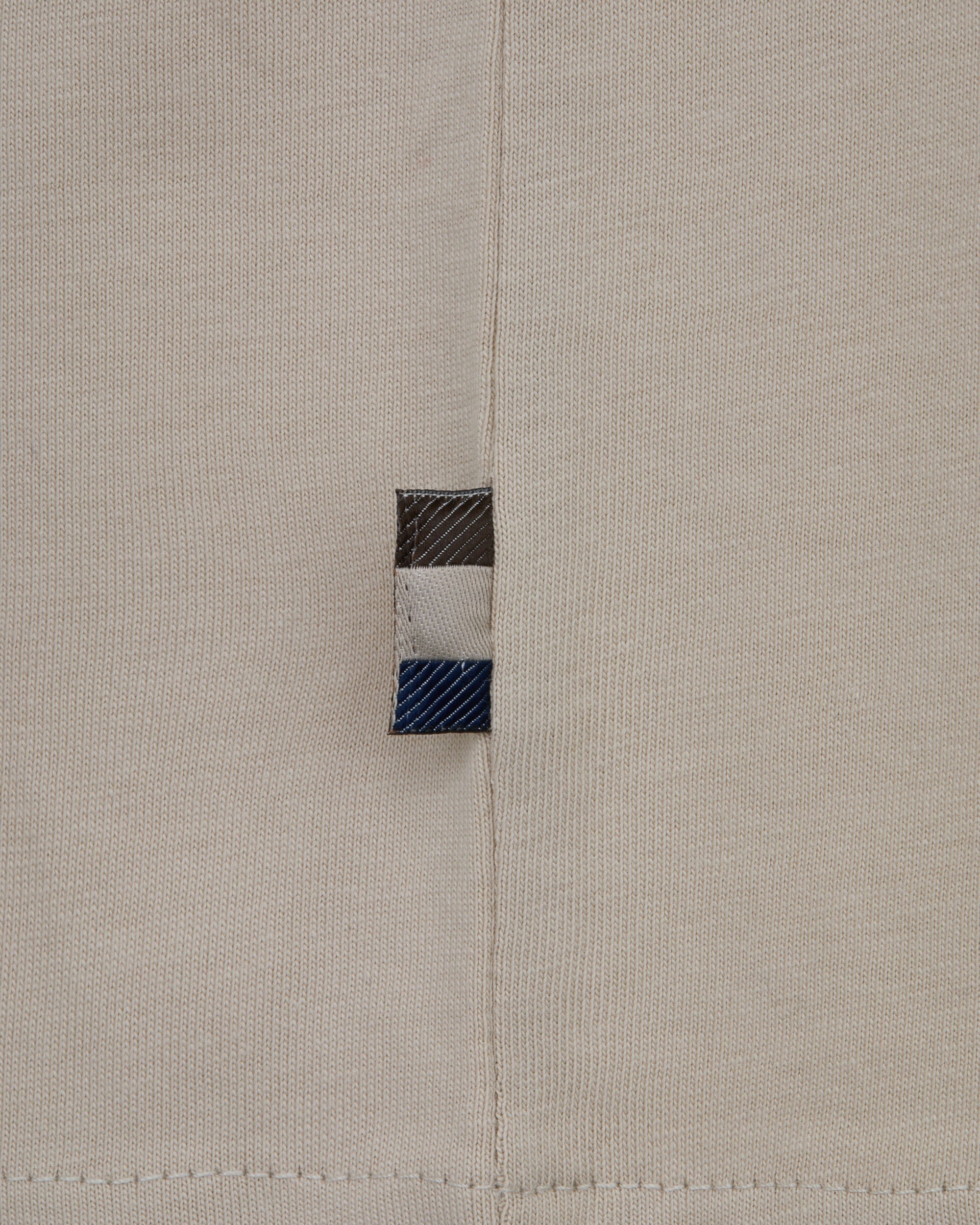 T-shirt Aquascutum Active CENTRAL SMALL LOGO T-SHIRT