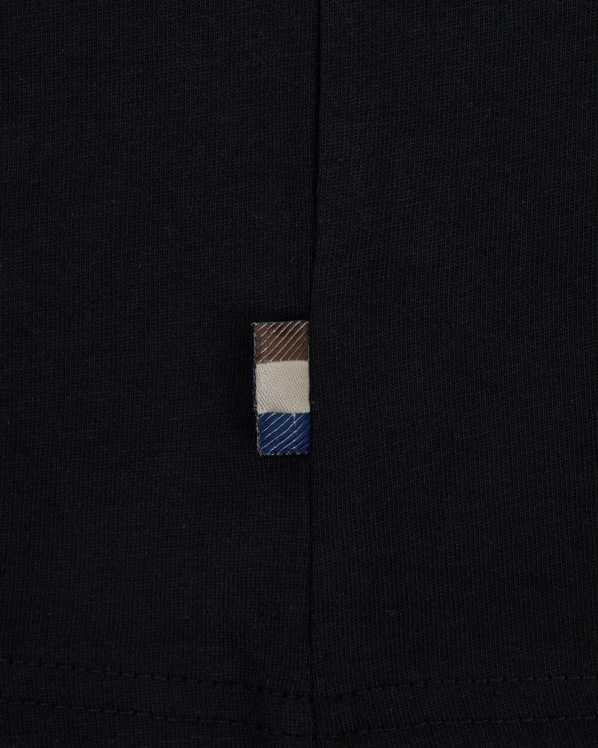 T-shirt Aquascutum Active CENTRAL SMALL LOGO T-SHIRT