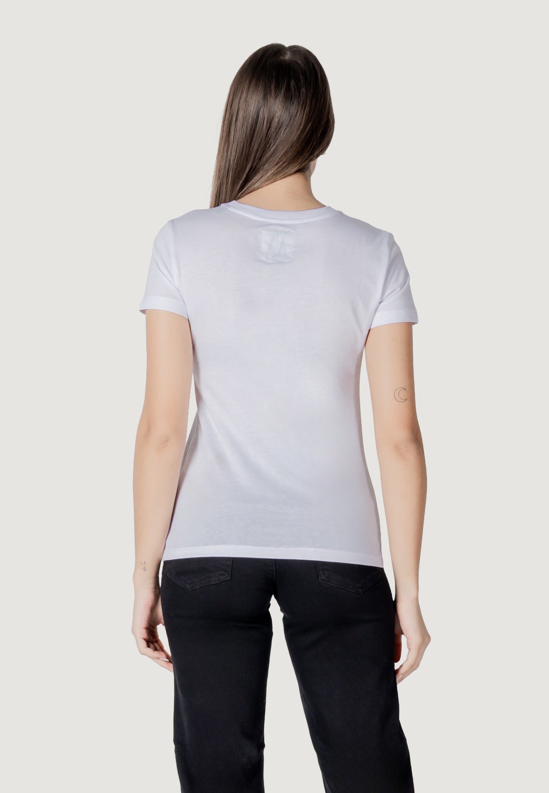 T-shirts Armani Exchange XW000831 AF10356