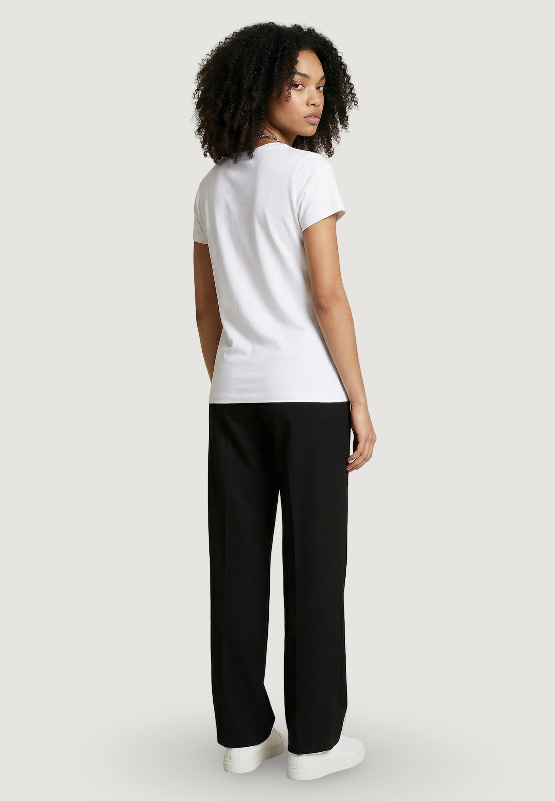 T-shirts Armani Exchange XW002345 AF10356