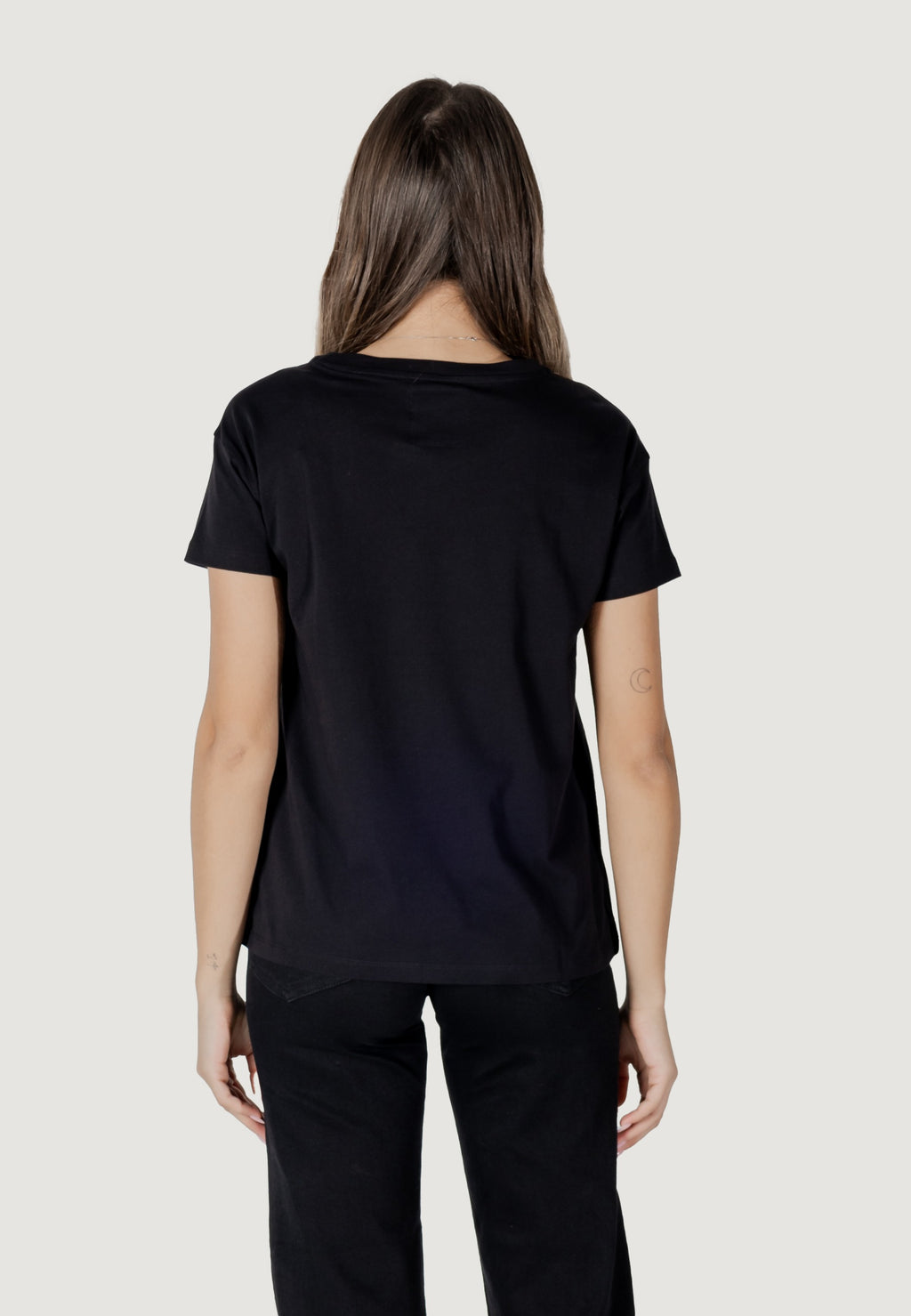 T-shirts Armani Exchange XW000830 AF10356