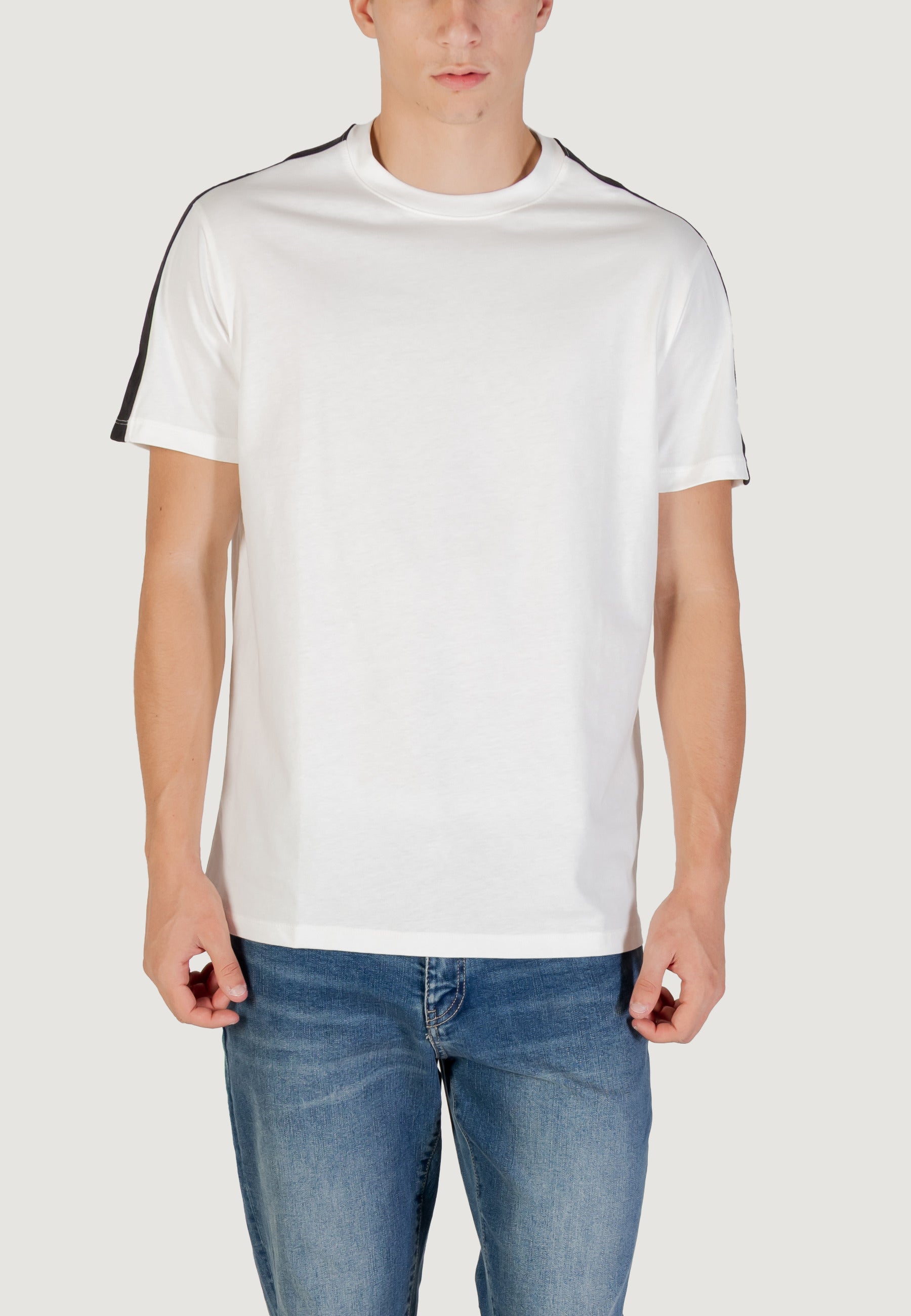 T-shirt Armani Exchange XM001283 AF10361