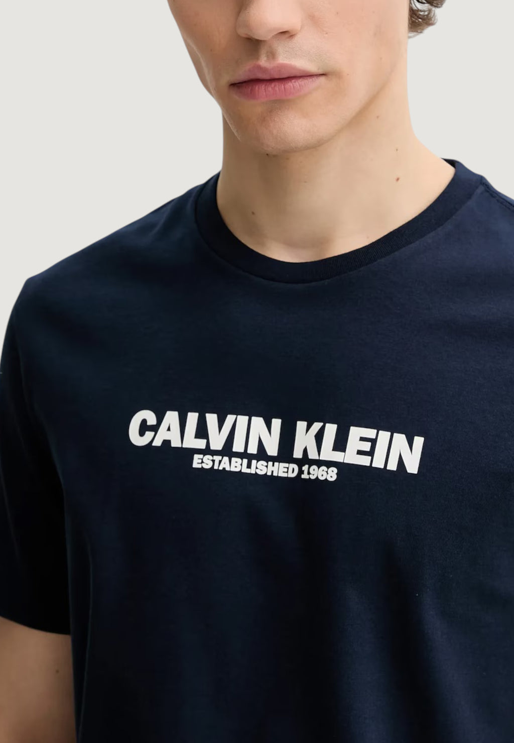 T-shirt Calvin Klein LV04RE820G